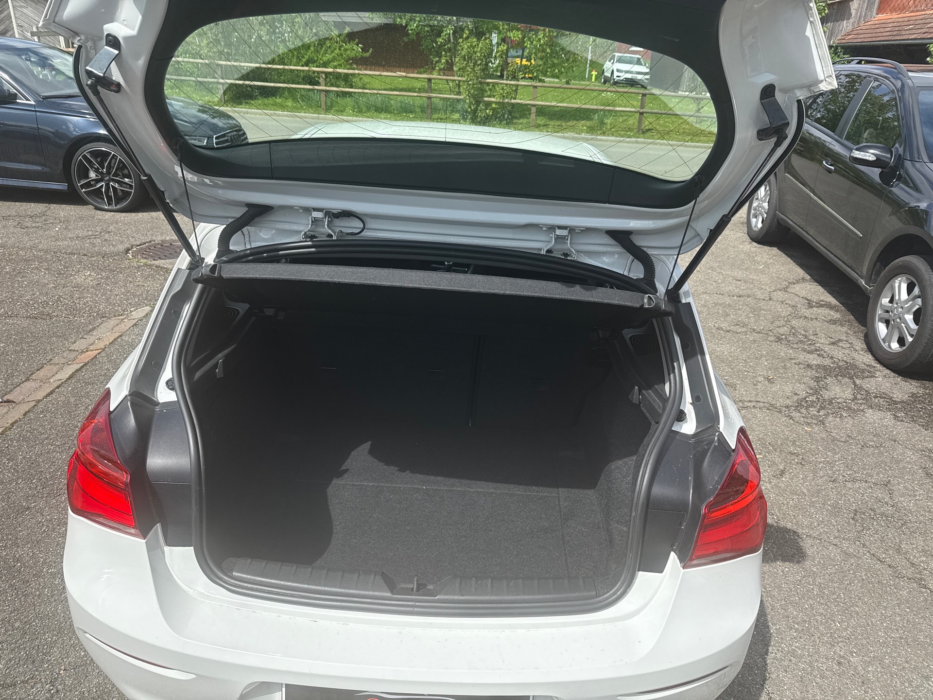 BMW 114d Business-image-10