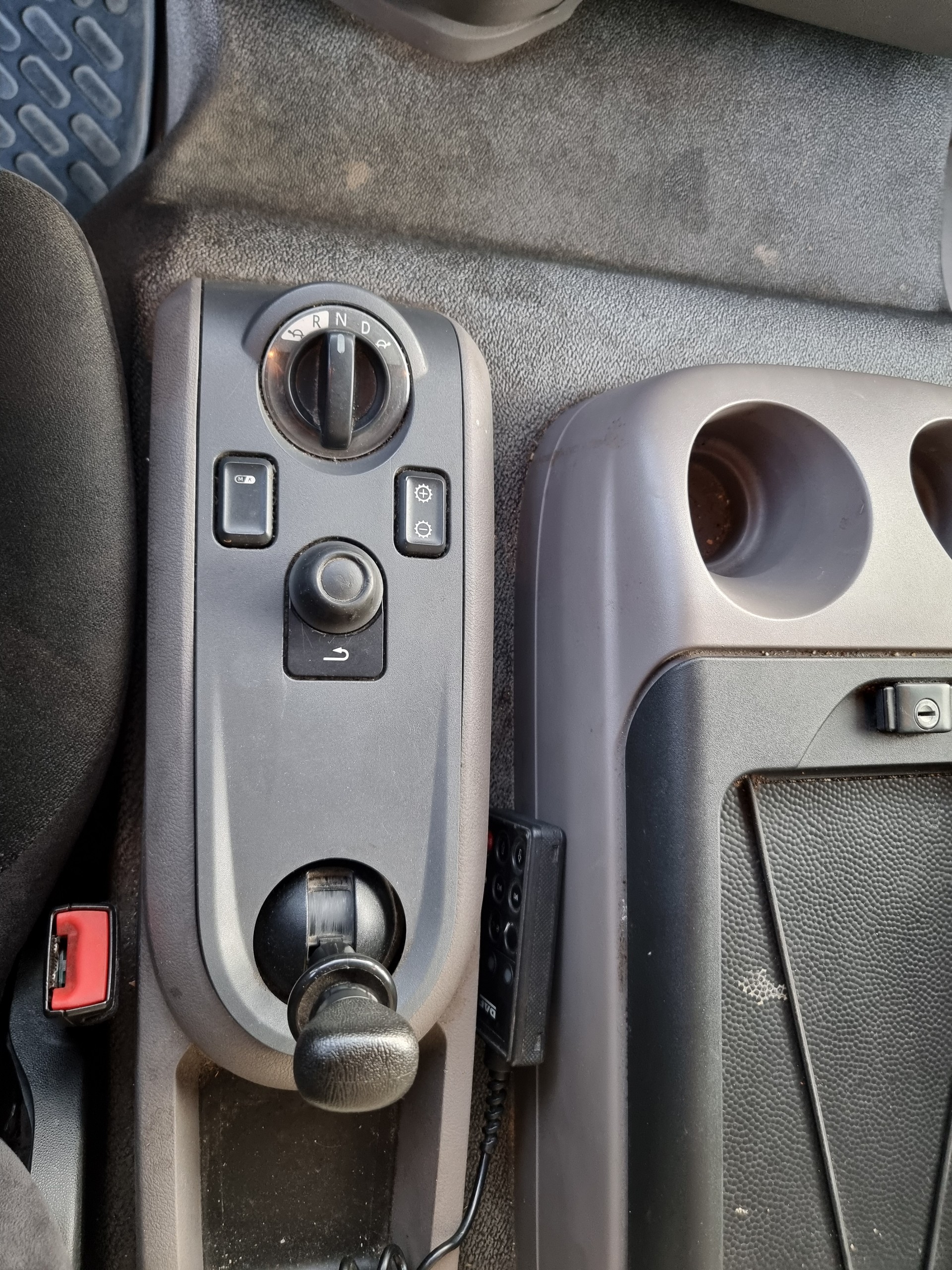 DAF LF 220-image-13