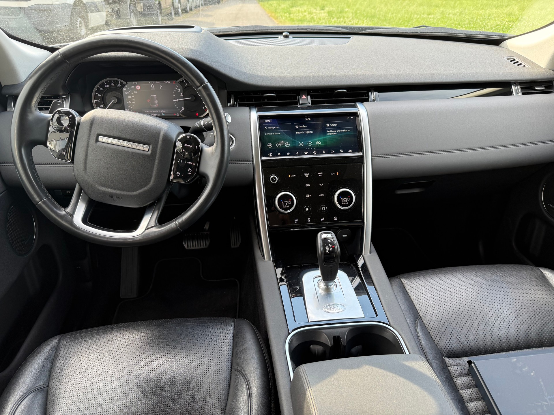 LAND ROVER Discovery Sport P250 2.0 Si4 MHEV S AT9-image-6