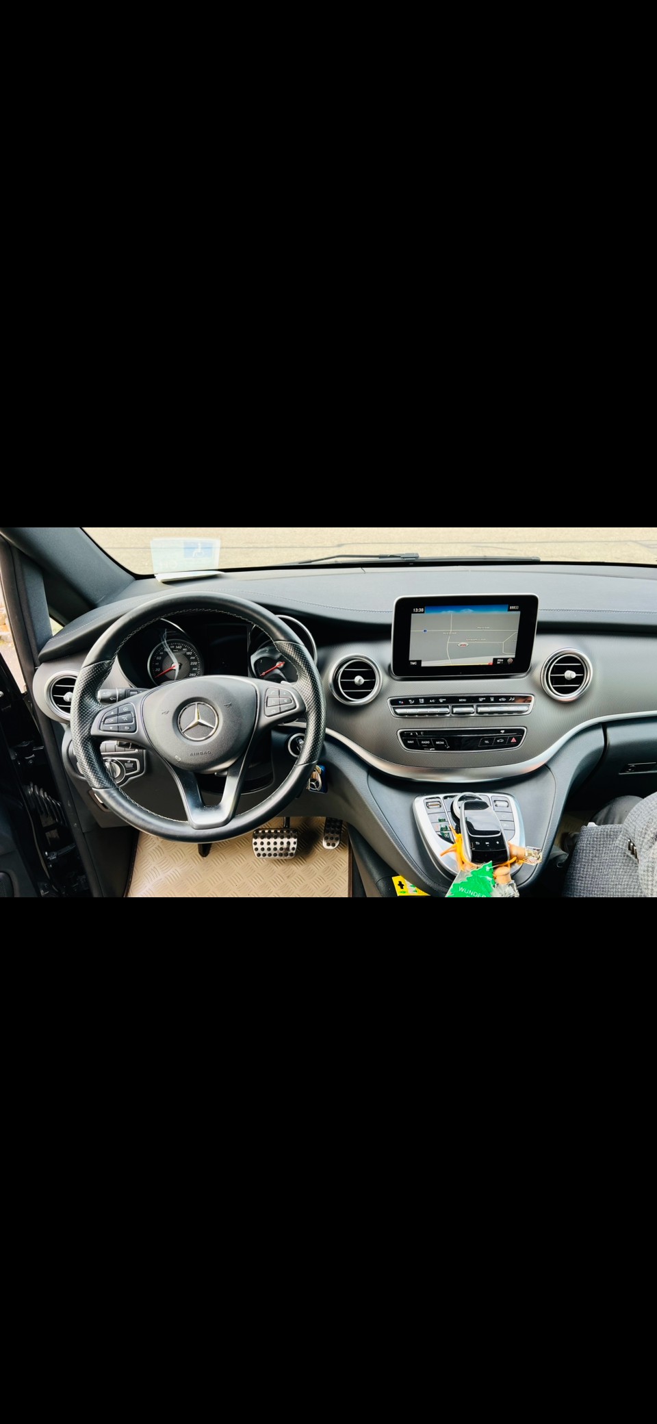 MERCEDES-BENZ V 250 d Exclusive lang 7G-Tronic-image-19