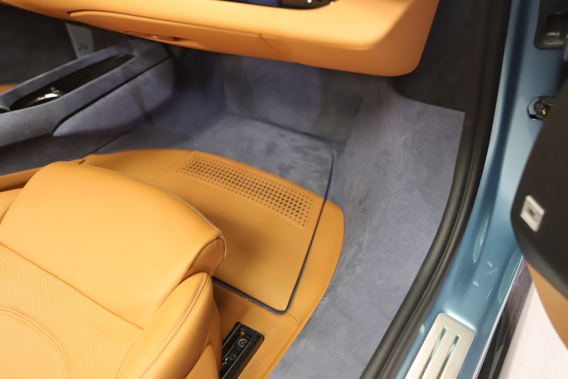 FERRARI 296 GTS-image-14