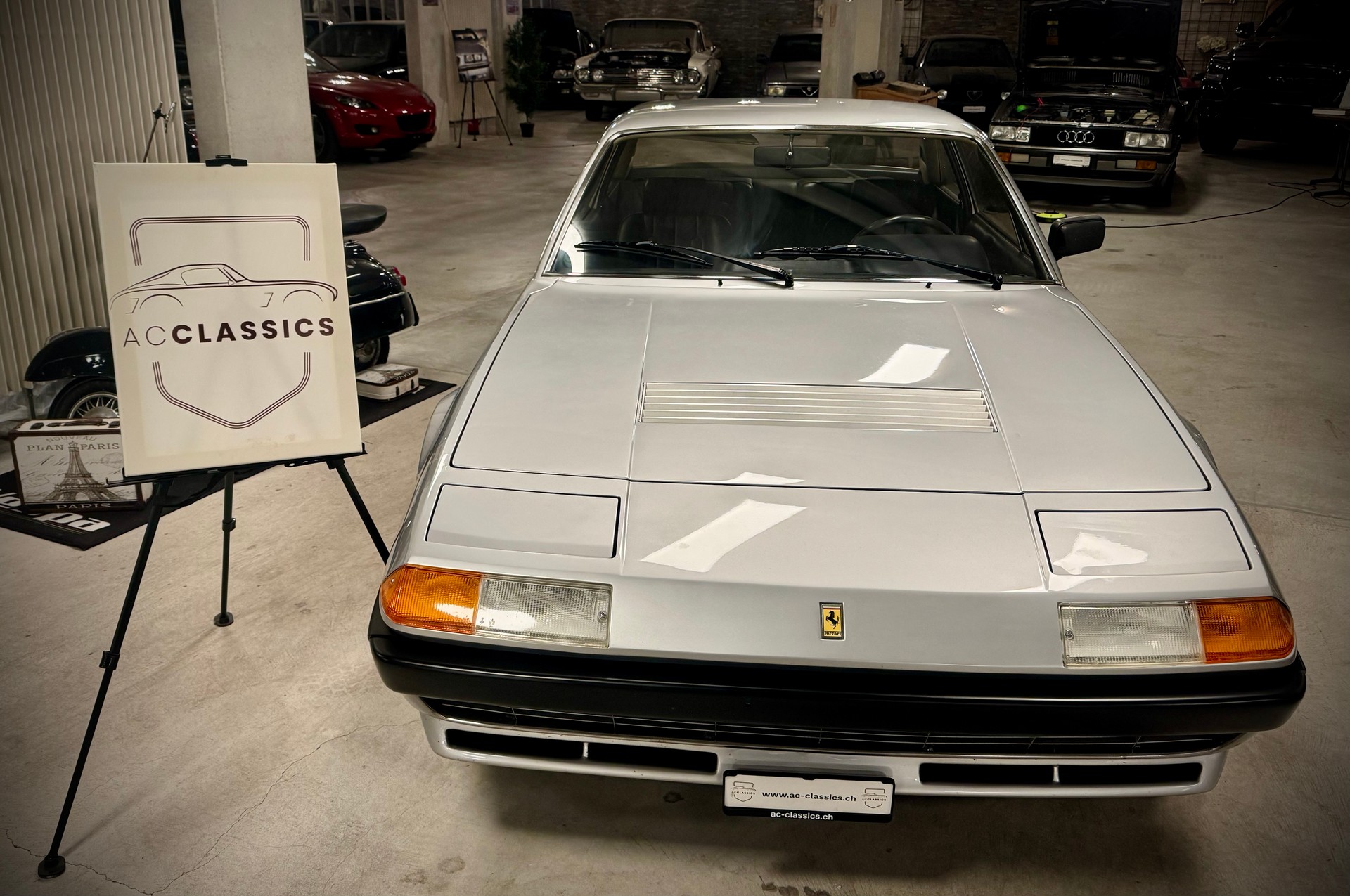 FERRARI 400 F101 CL-showroom-element-1