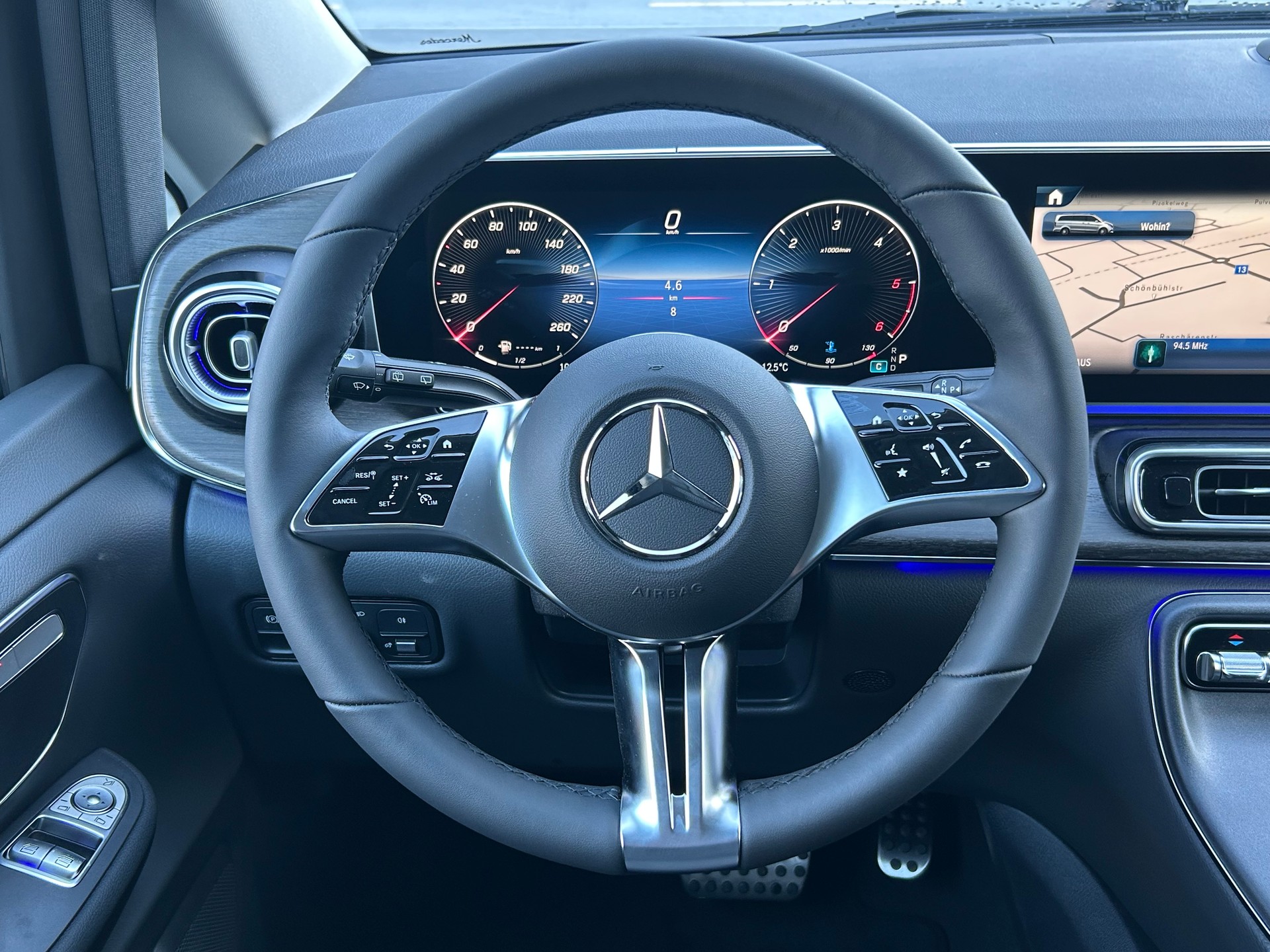 MERCEDES-BENZ V 250 d TREND Lang 4MATIC-image-20