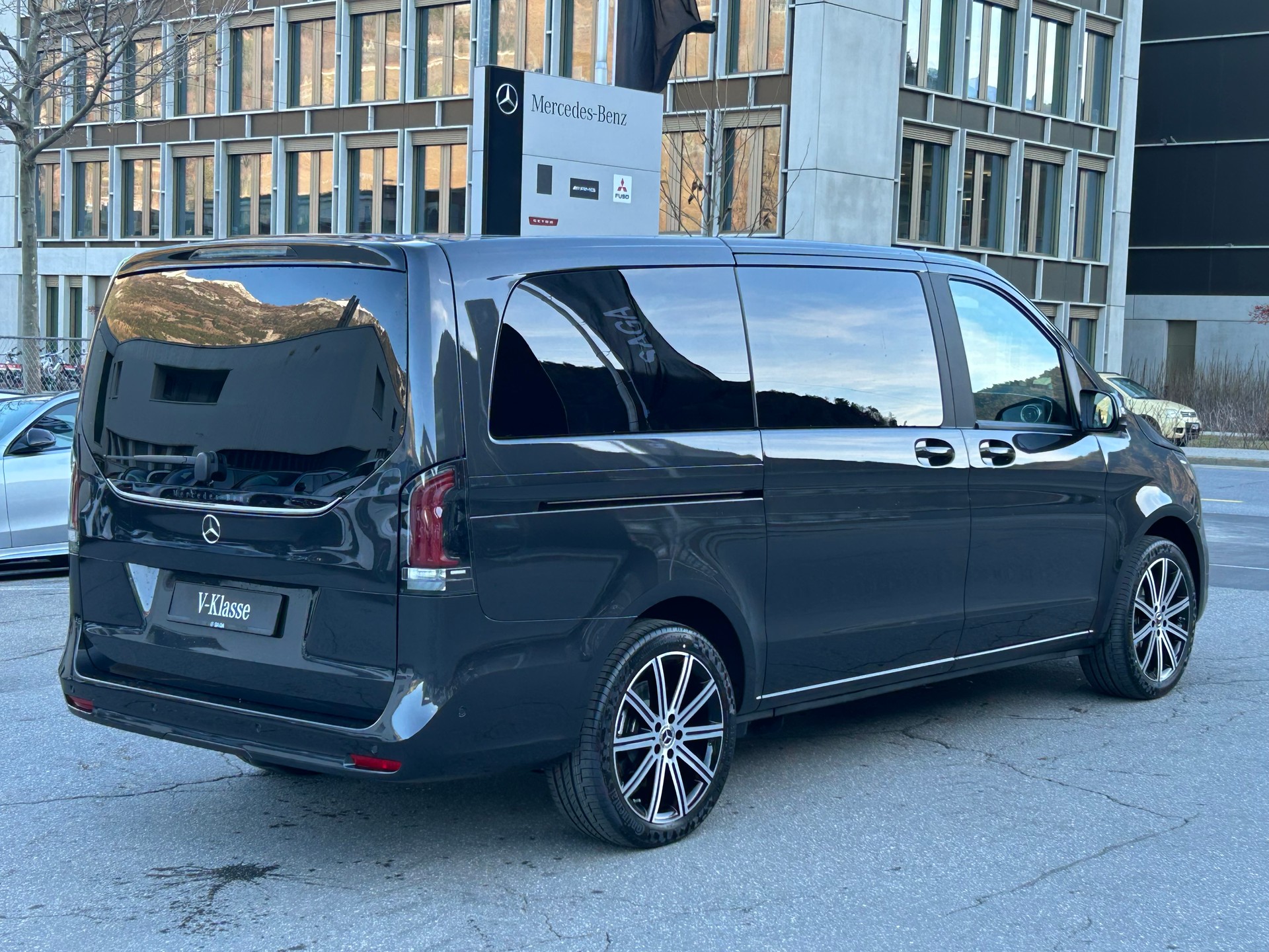 MERCEDES-BENZ V 250 d TREND Lang 4MATIC-image-15