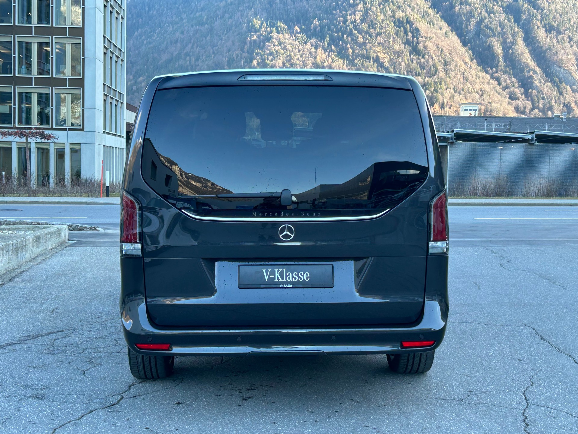 MERCEDES-BENZ V 250 d TREND Lang 4MATIC-image-10