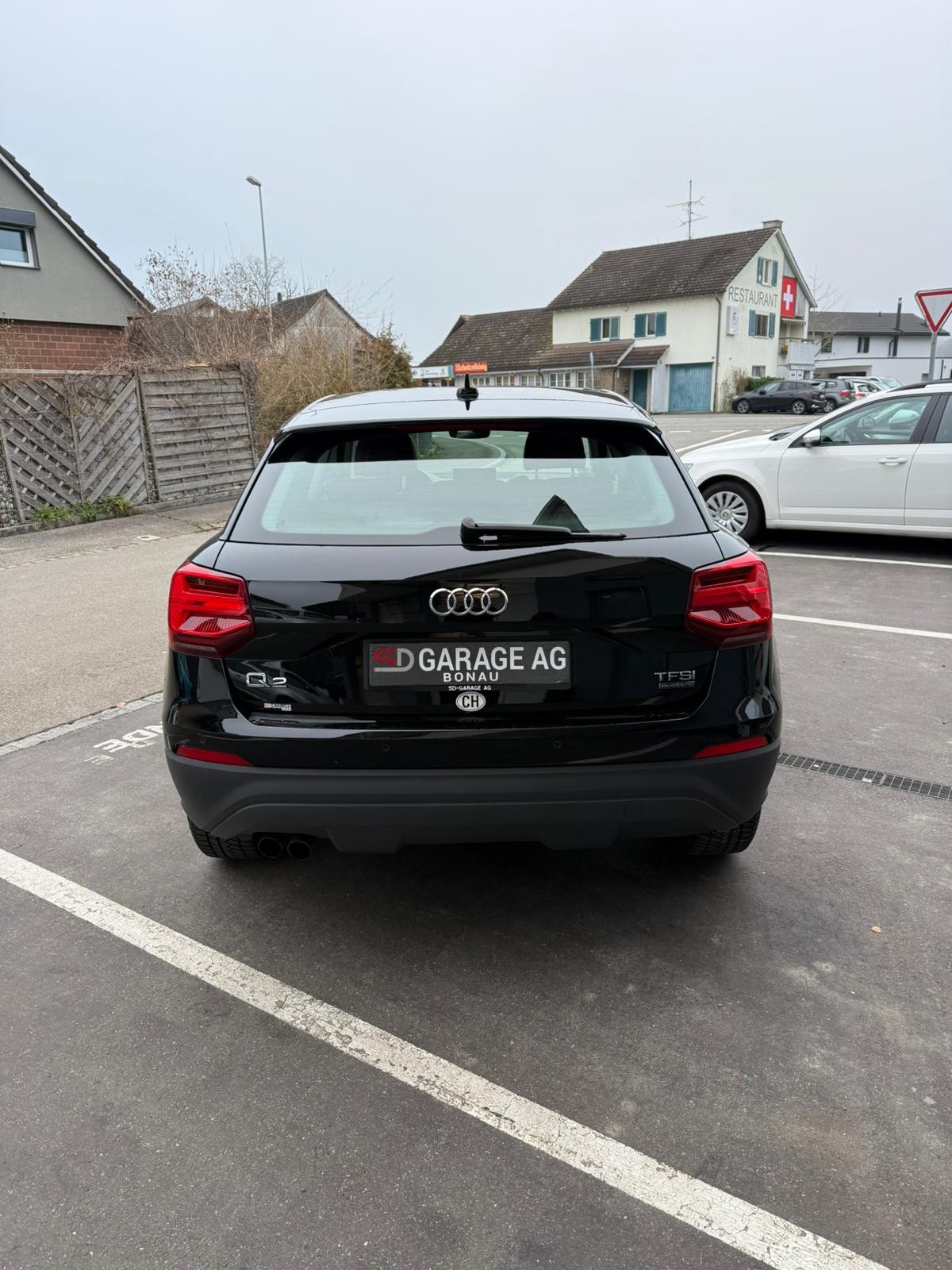 AUDI Q2 2.0 TFSI quattro S-tronic-image-4