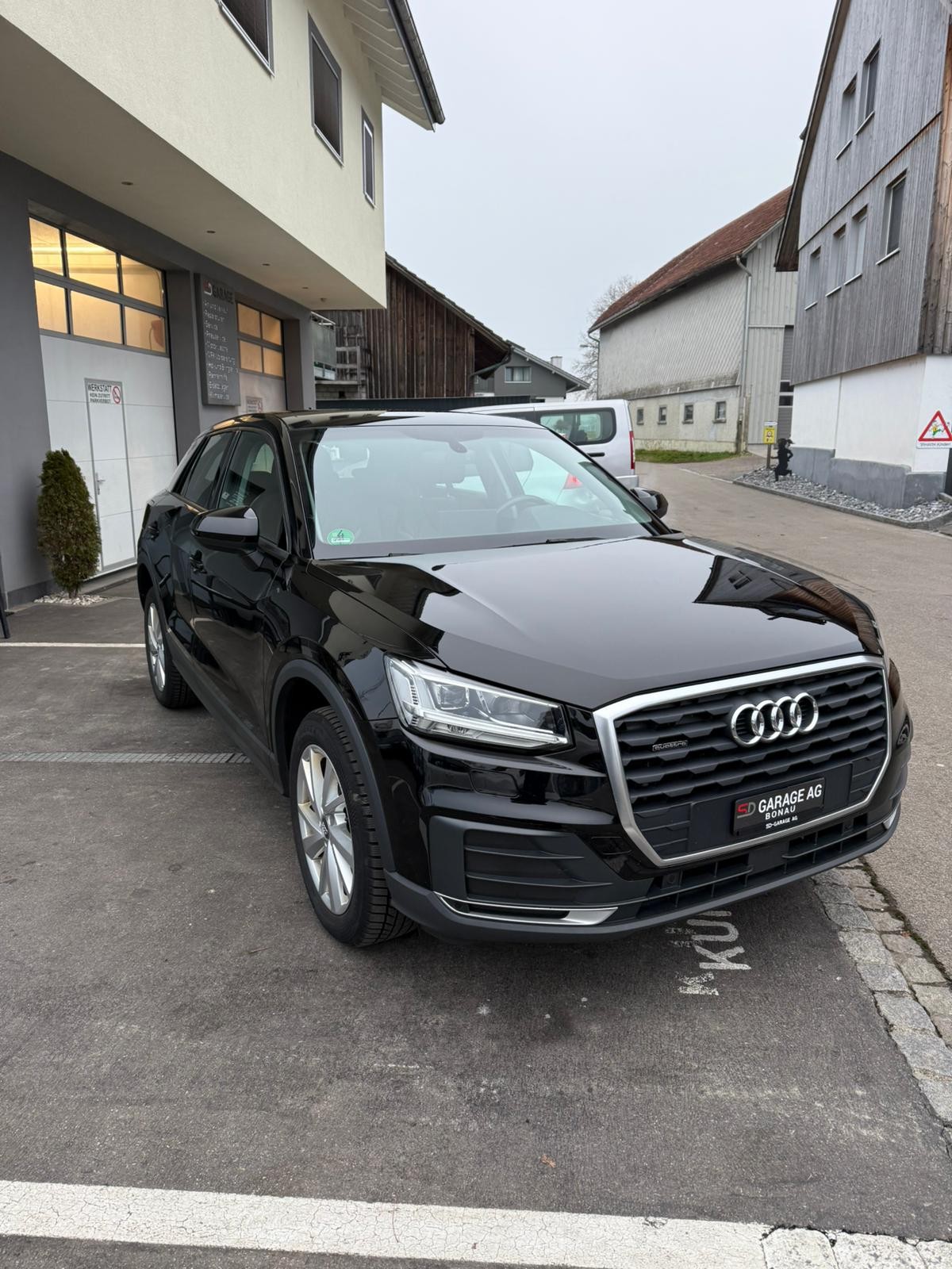 AUDI Q2 2.0 TFSI quattro S-tronic-image-9