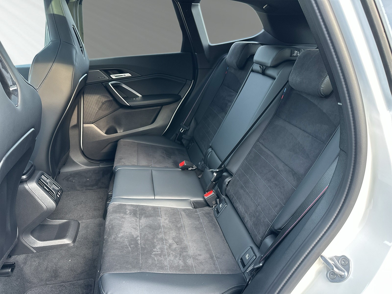 BMW X1 xDrive M35i-image-5
