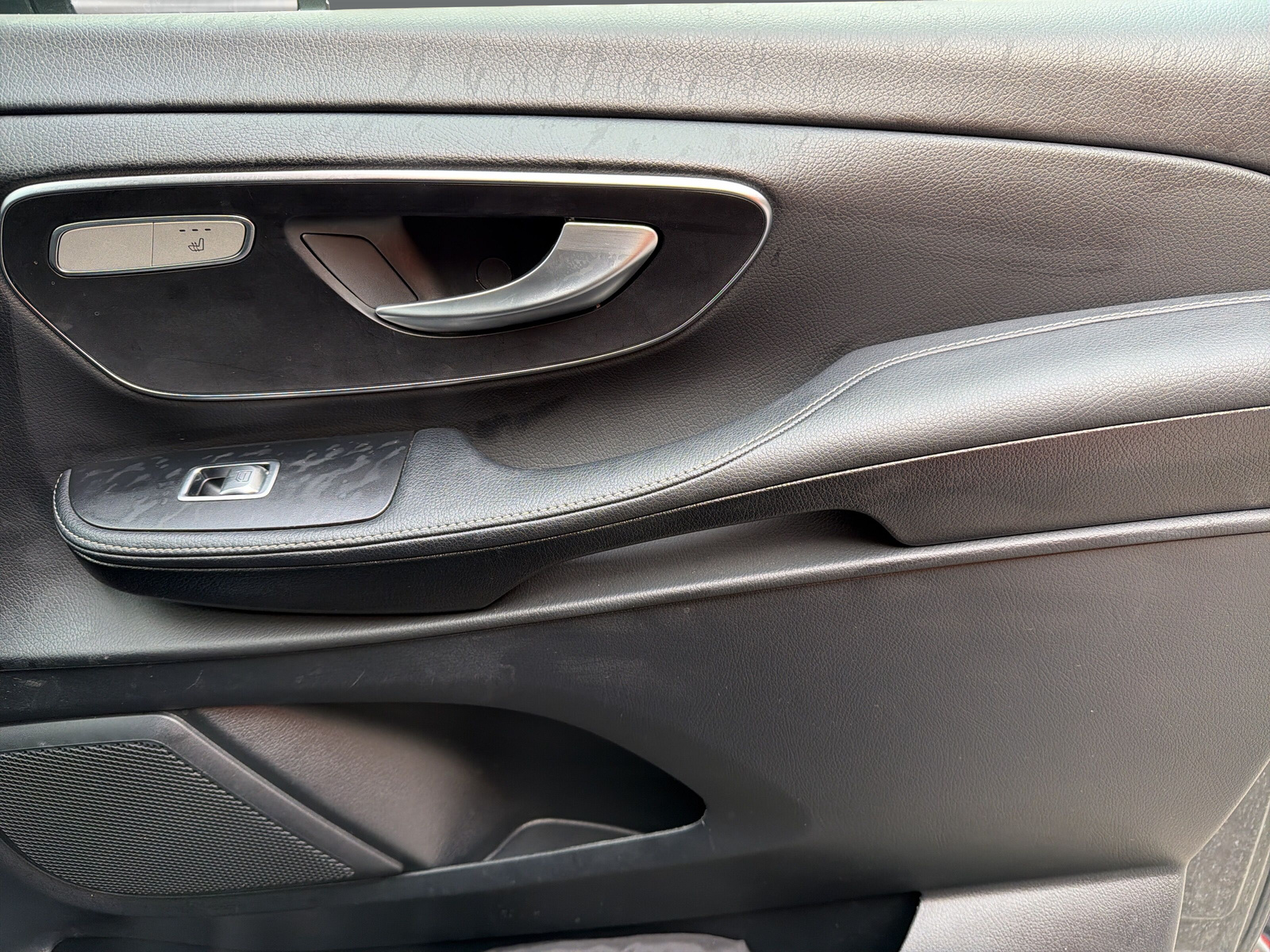MERCEDES-BENZ V 250 d Avantgarde L 4M-image-16