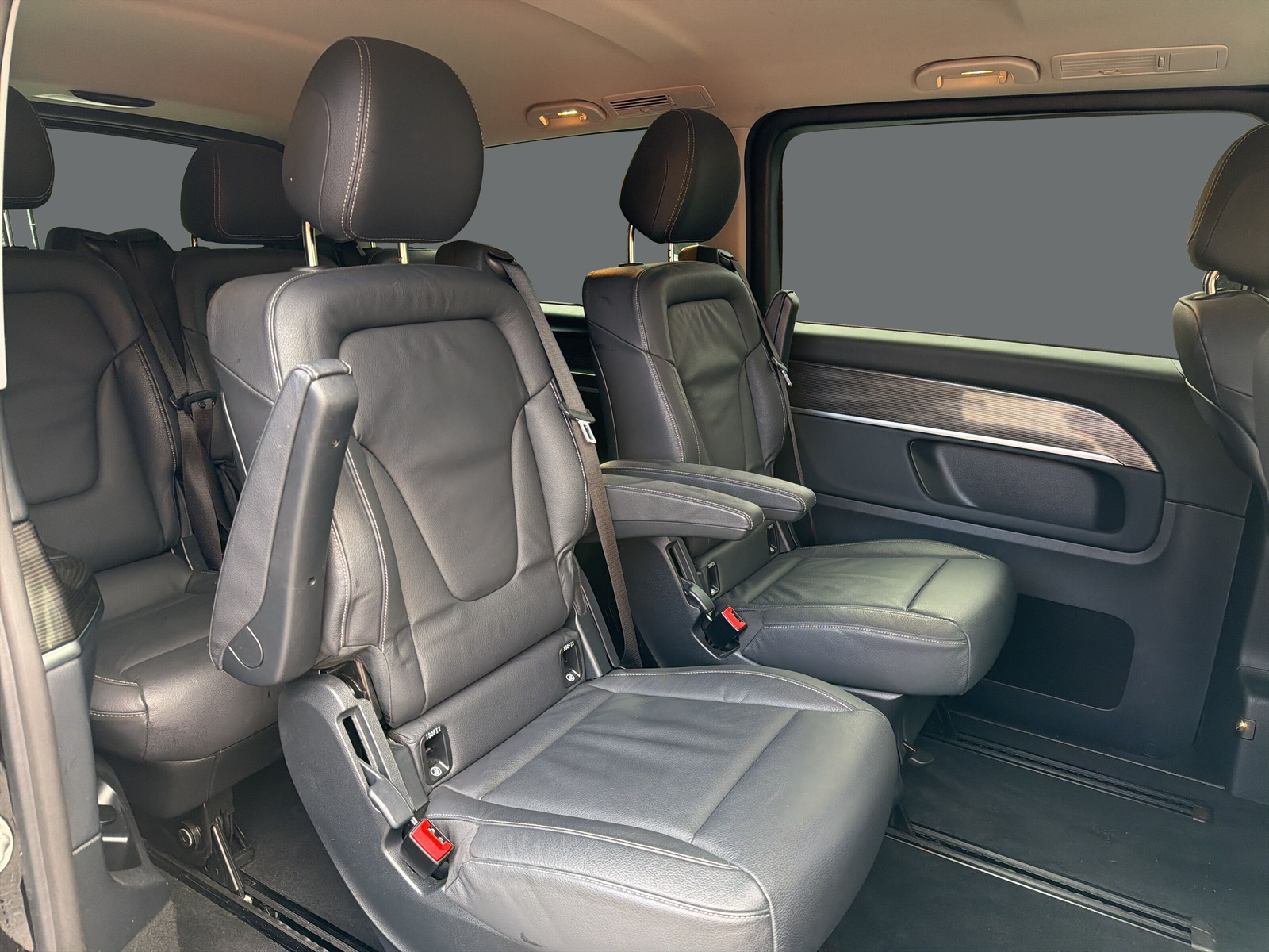 MERCEDES-BENZ V 250 d Avantgarde L 4M-image-18
