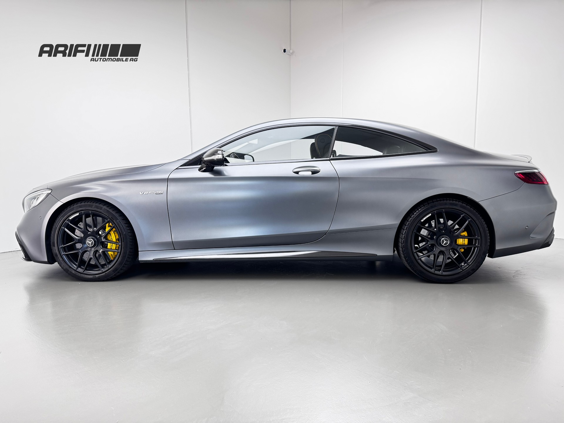 MERCEDES-BENZ S 63 AMG Coupé Yellow Night Edition / NON OPF-showroom-element-3