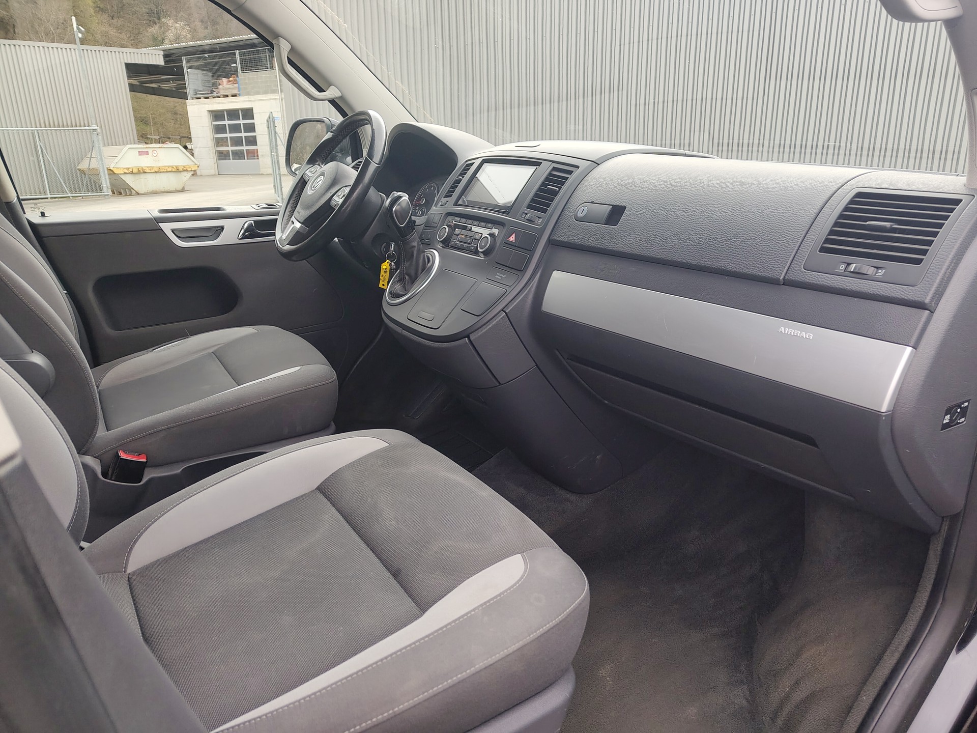 VW T5 Multivan 2.0 TSI Comfortline Life 4Motion DSG-image-6