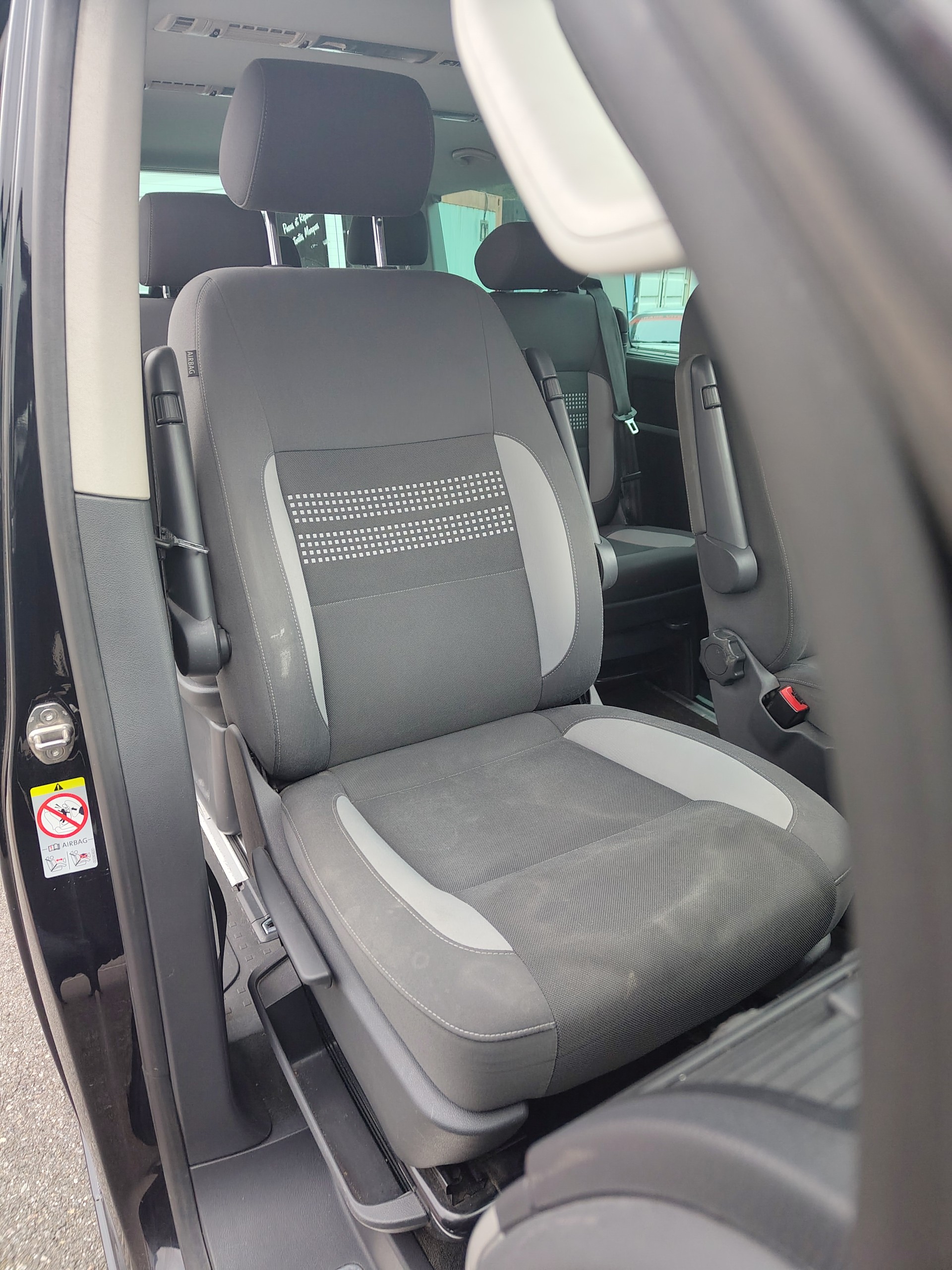 VW T5 Multivan 2.0 TSI Comfortline Life 4Motion DSG-image-5