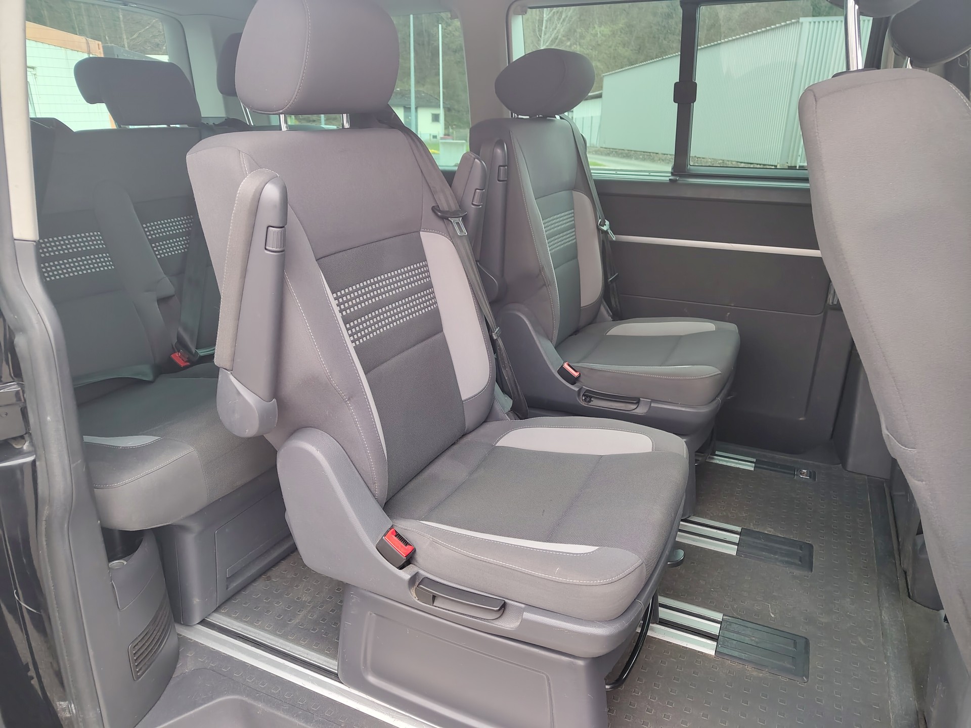 VW T5 Multivan 2.0 TSI Comfortline Life 4Motion DSG-image-7