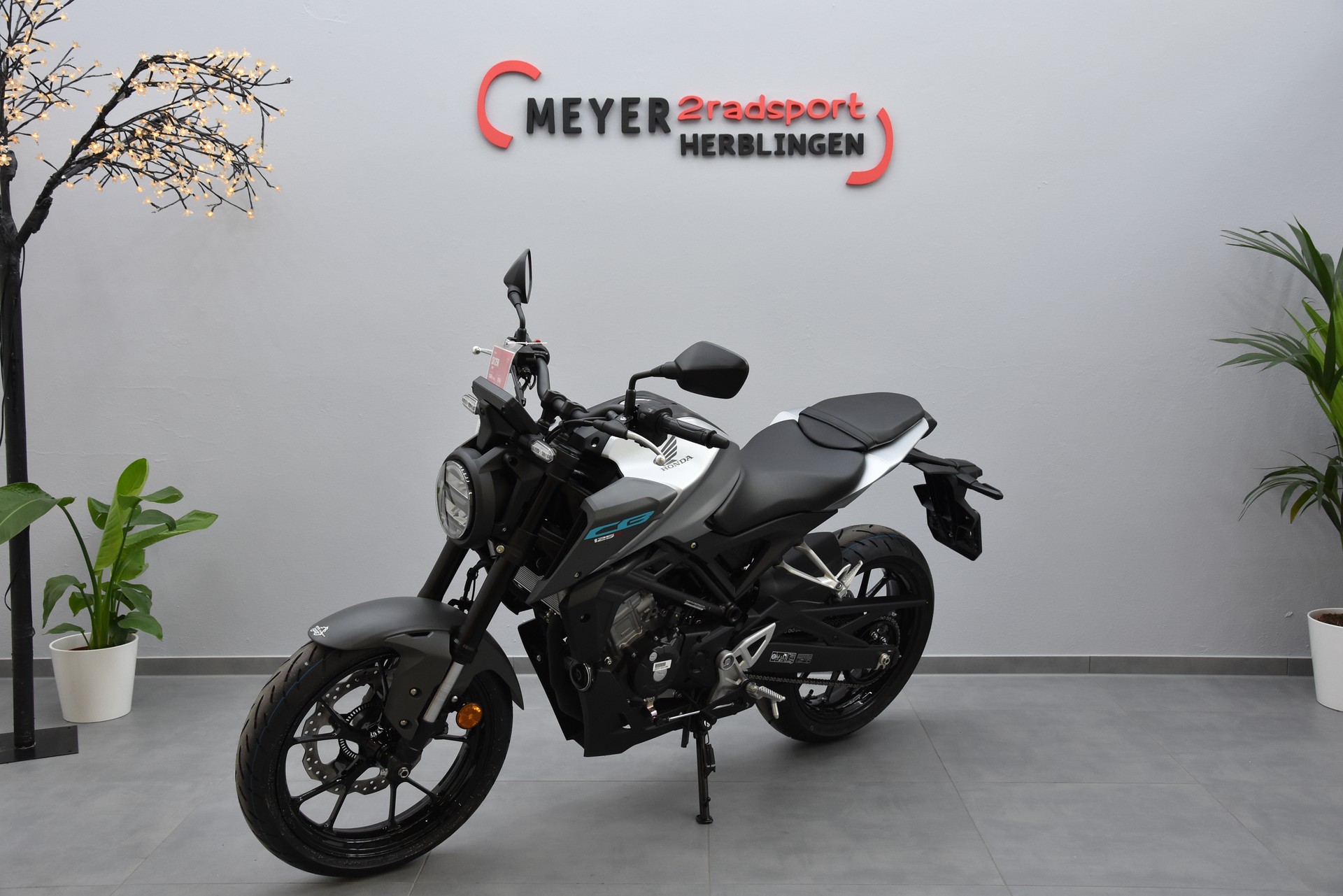 HONDA CB 125 R-image-4