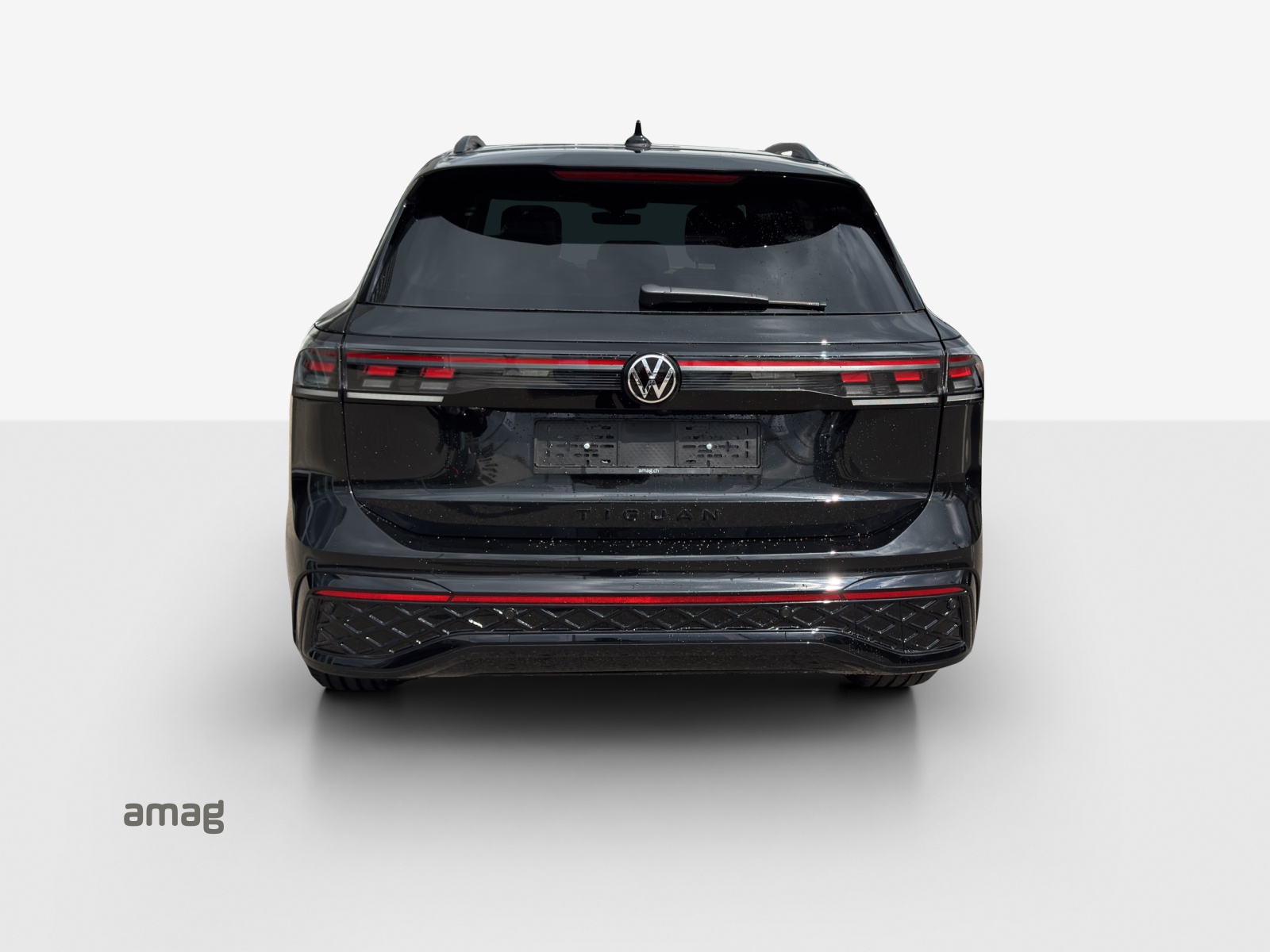 VW Tiguan 2.0 TSI DSG R-Line 4Motion-showroom-element-3