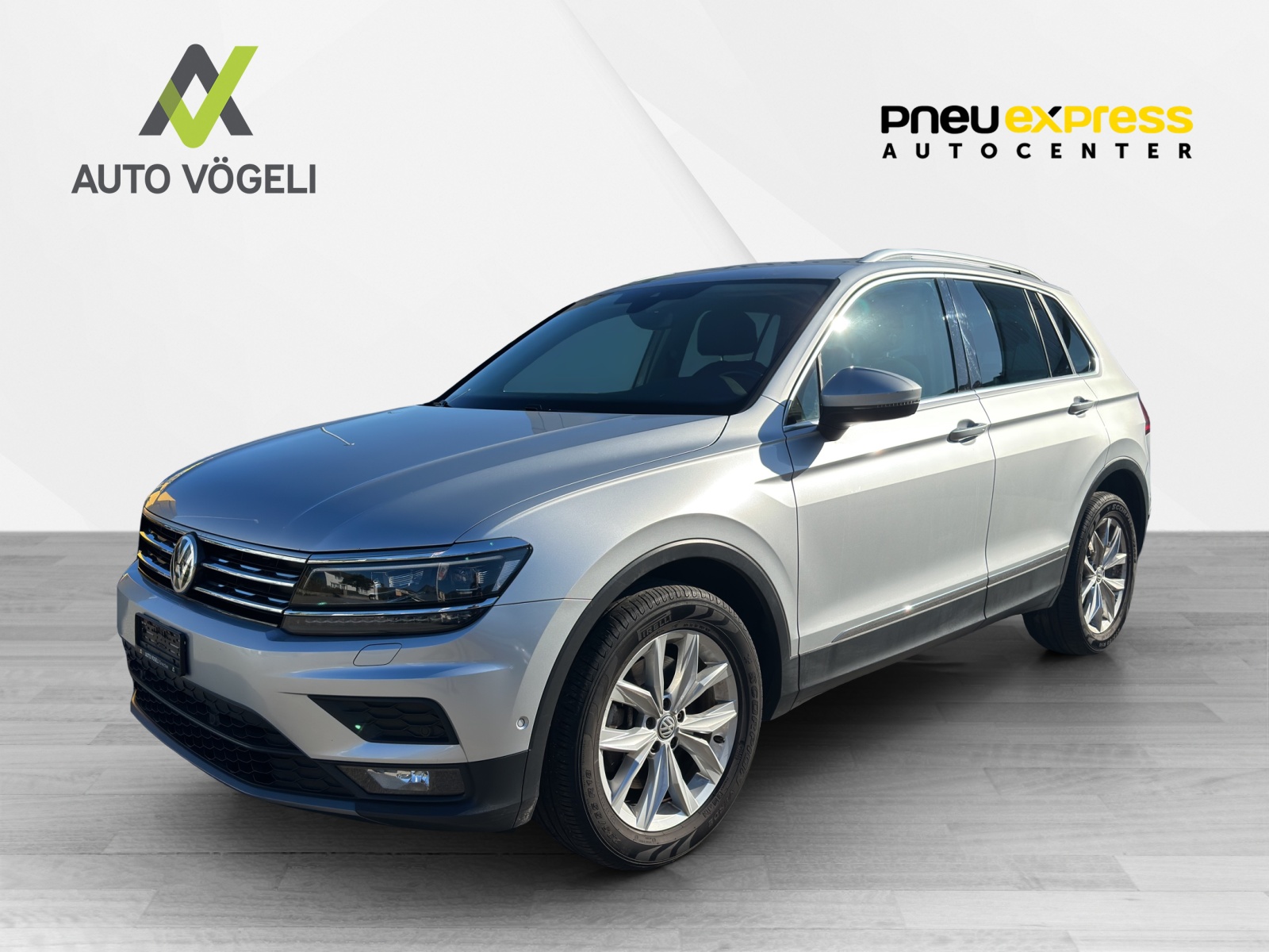VW Tiguan 2.0 TSI Sound DSG-showroom-element-1