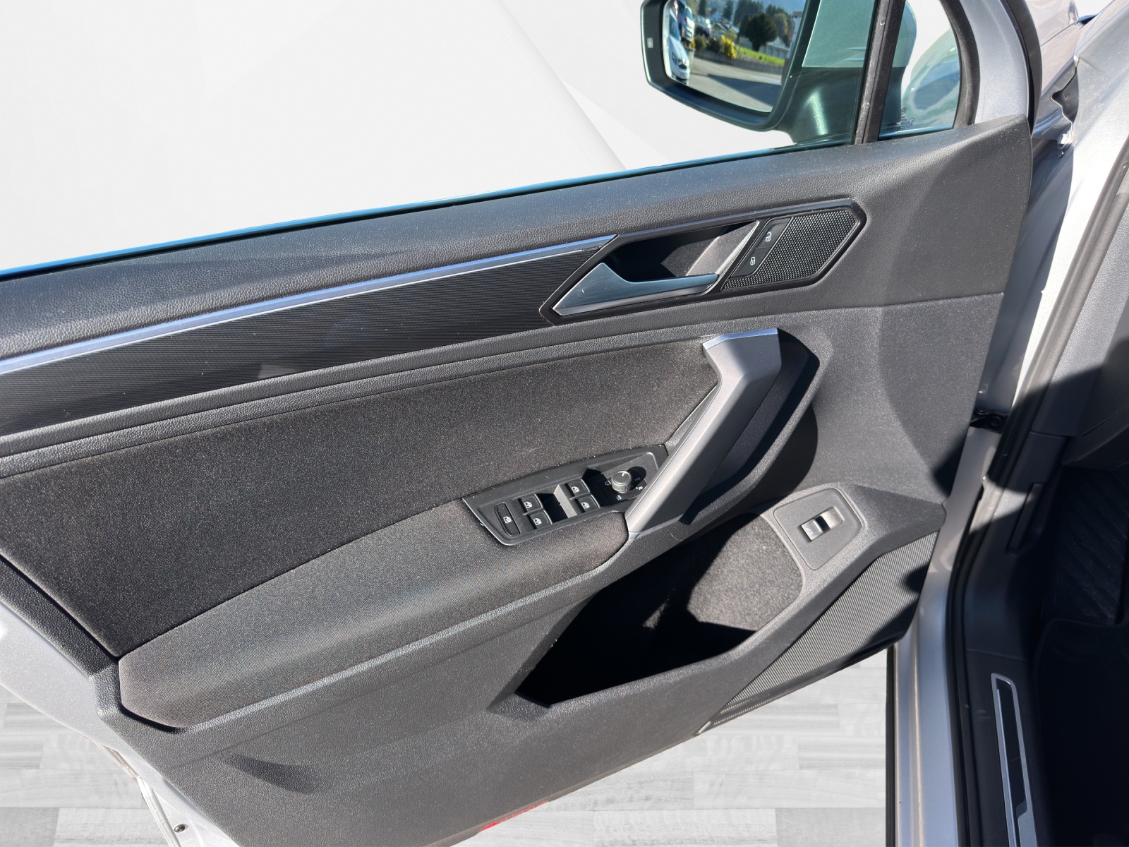 VW Tiguan 2.0 TSI Sound DSG-image-11