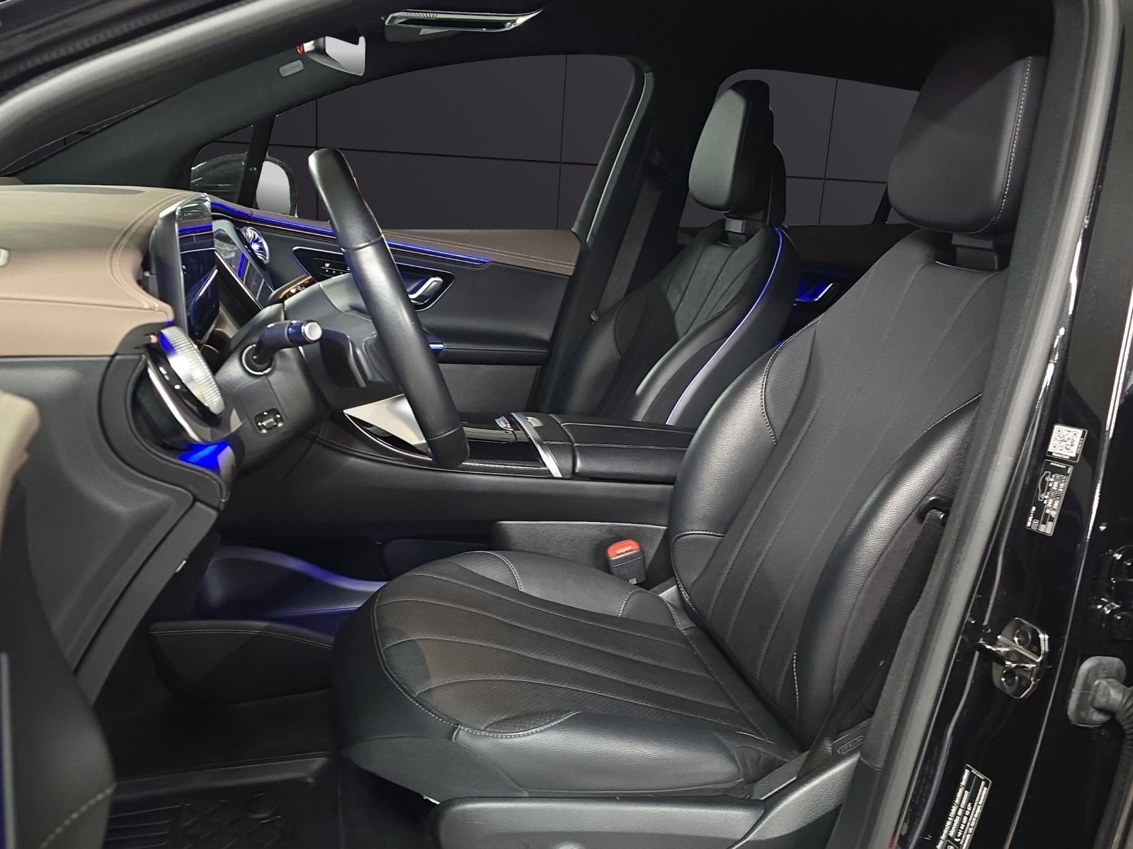 MERCEDES-BENZ EQE SUV 350 4 Matic Executive Edition-image-8