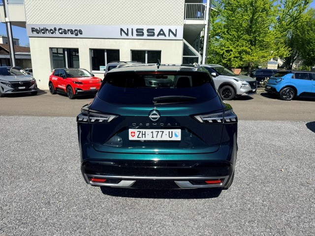 NISSAN Qashqai 1.3 DIG-T Tekna+ 4x4-image-6
