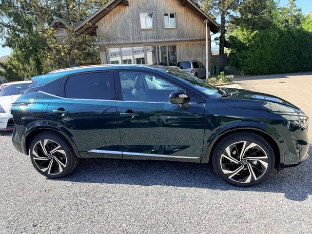 NISSAN Qashqai 1.3 DIG-T Tekna+ 4x4-showroom-element-1
