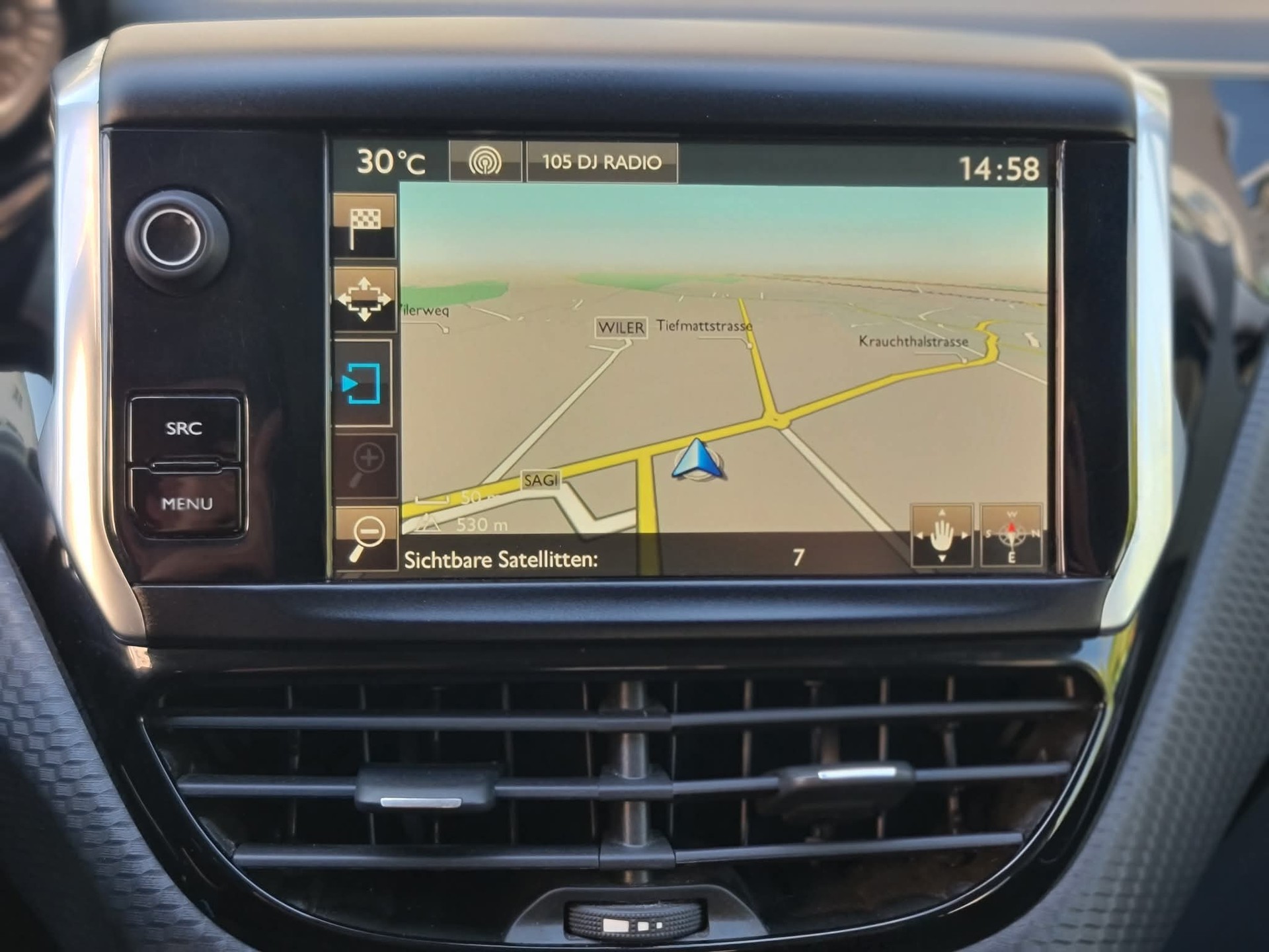 PEUGEOT 2008 1.2 PureTech Active-image-10