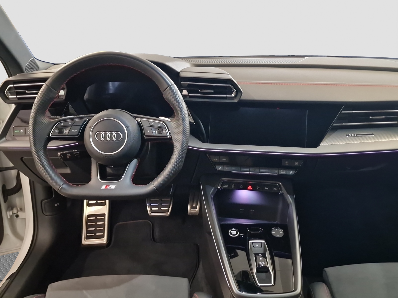 AUDI A3 Sportback 35 TFSI S line Attraction S-tronic-image-10