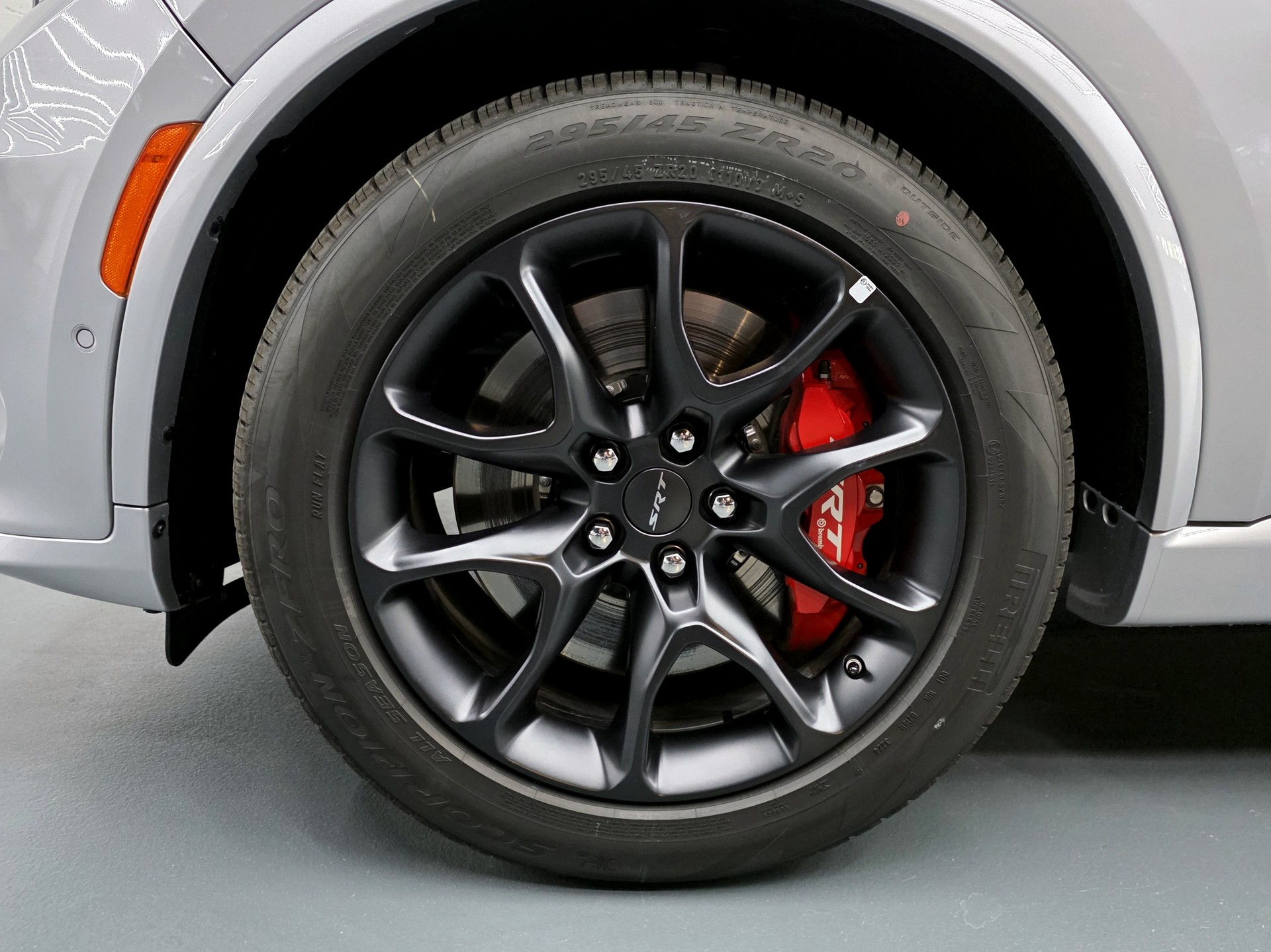 DODGE Durango SRT 6.2 HELLCAT AWD "SILVER BULLET"-image-8