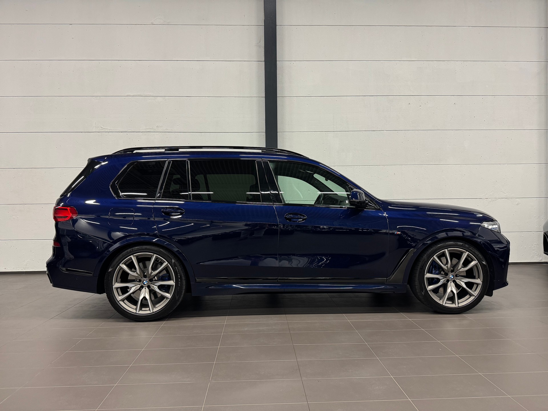 BMW X7 xDrive M50i Steptronic-image-6