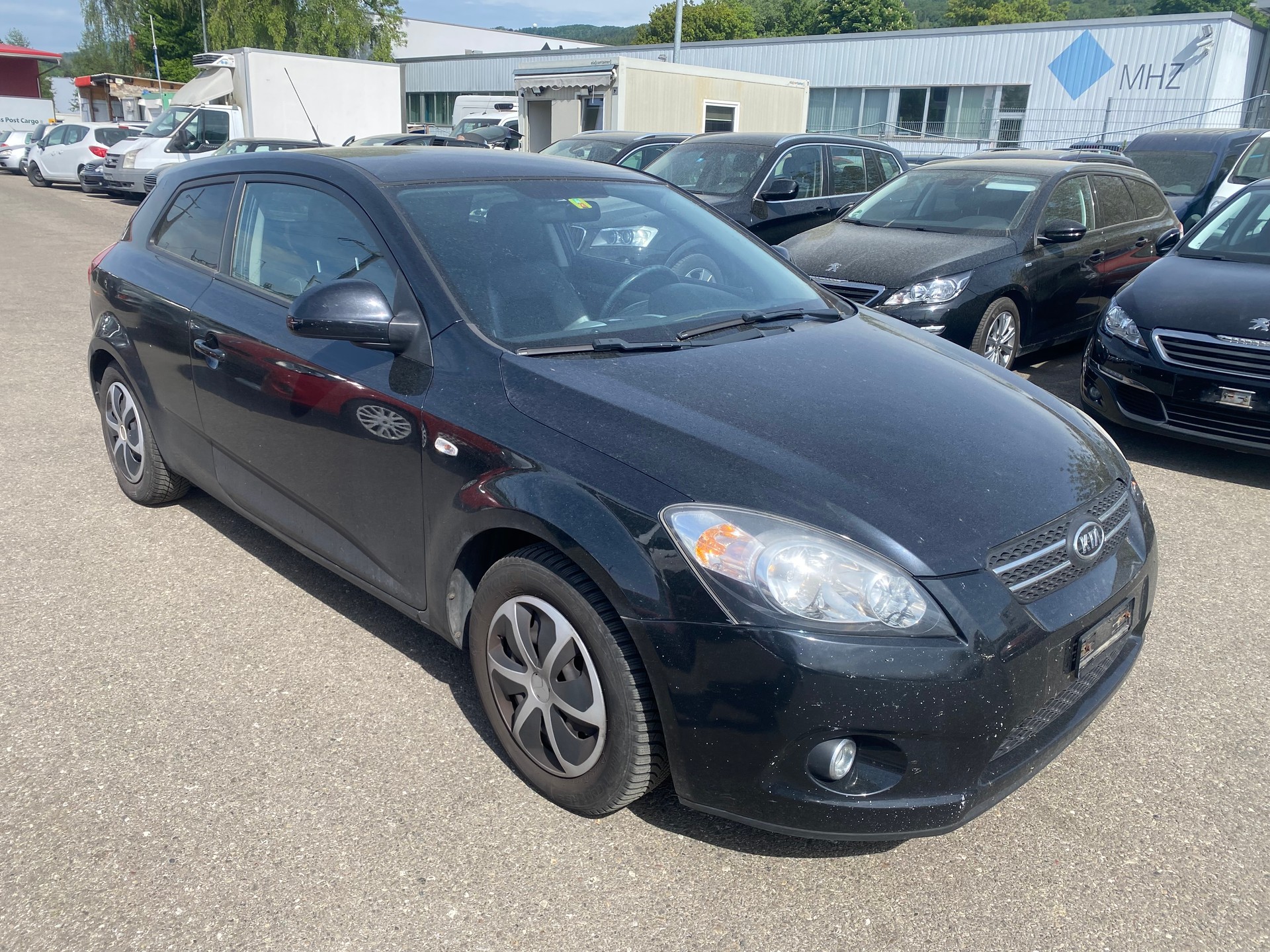 KIA Pro_Cee'd 2.0 16V Sport Automatic-image-2