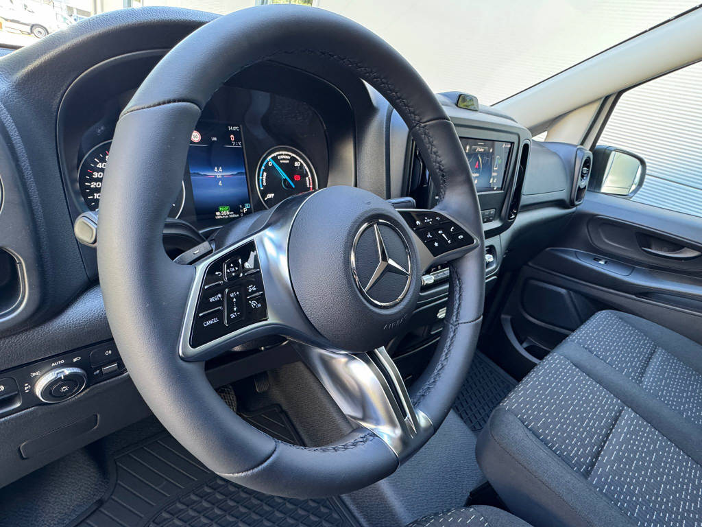 MERCEDES-BENZ eVito 129 Kasten Worker lang 90 kWh-image-7