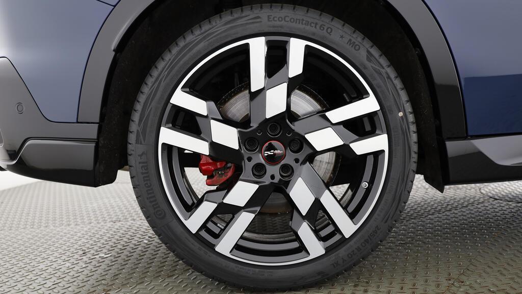 MINI John Cooper Works Countryman ALL4-image-7