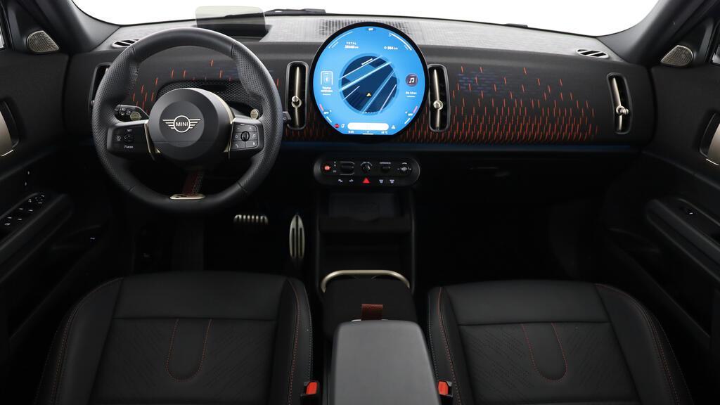 MINI John Cooper Works Countryman ALL4-image-11