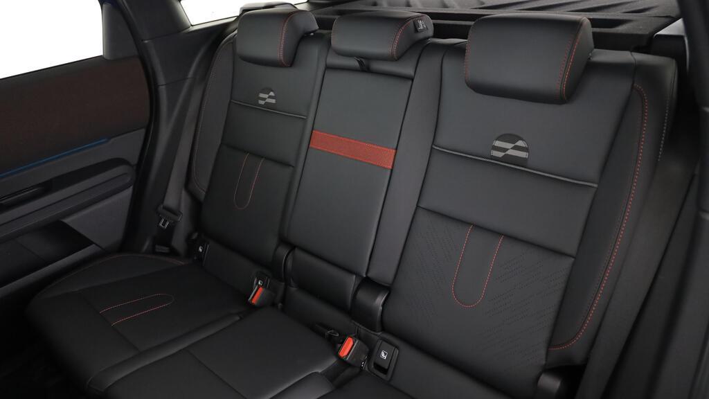 MINI John Cooper Works Countryman ALL4-image-21