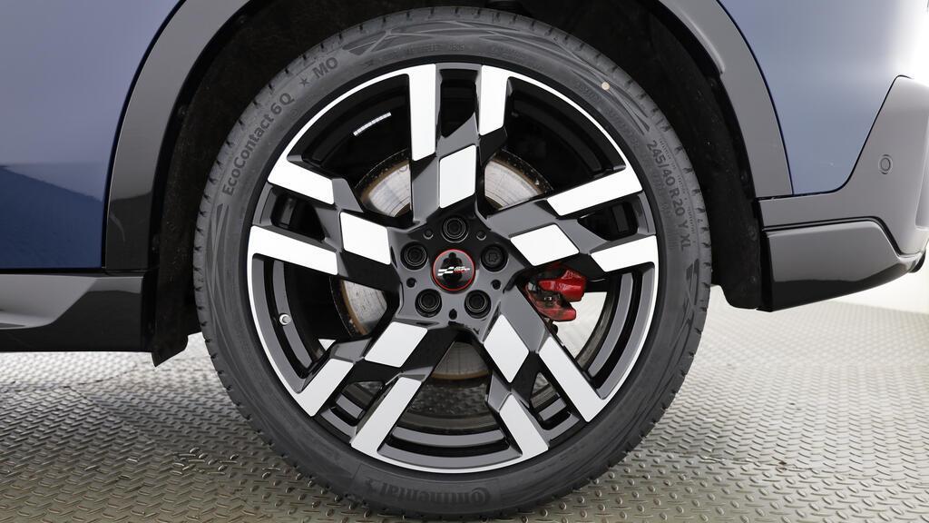 MINI John Cooper Works Countryman ALL4-image-8