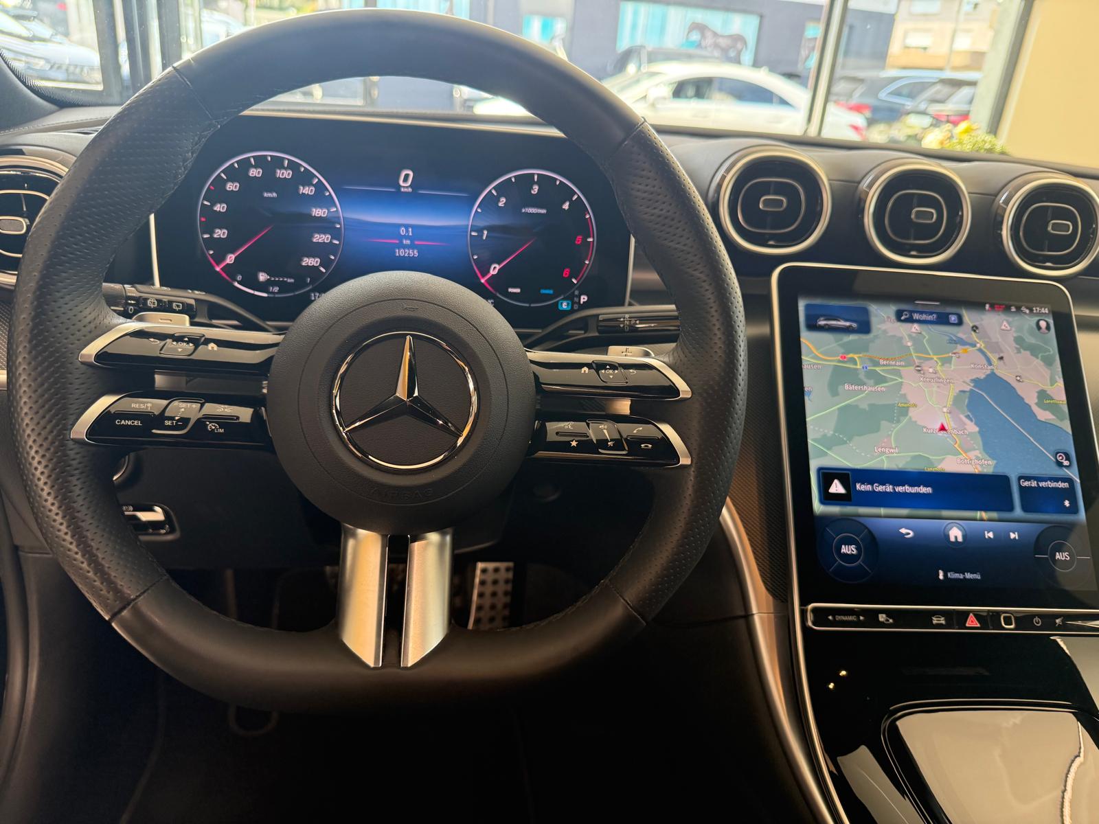 MERCEDES-BENZ C 220 d AMG Line Advance-image-12