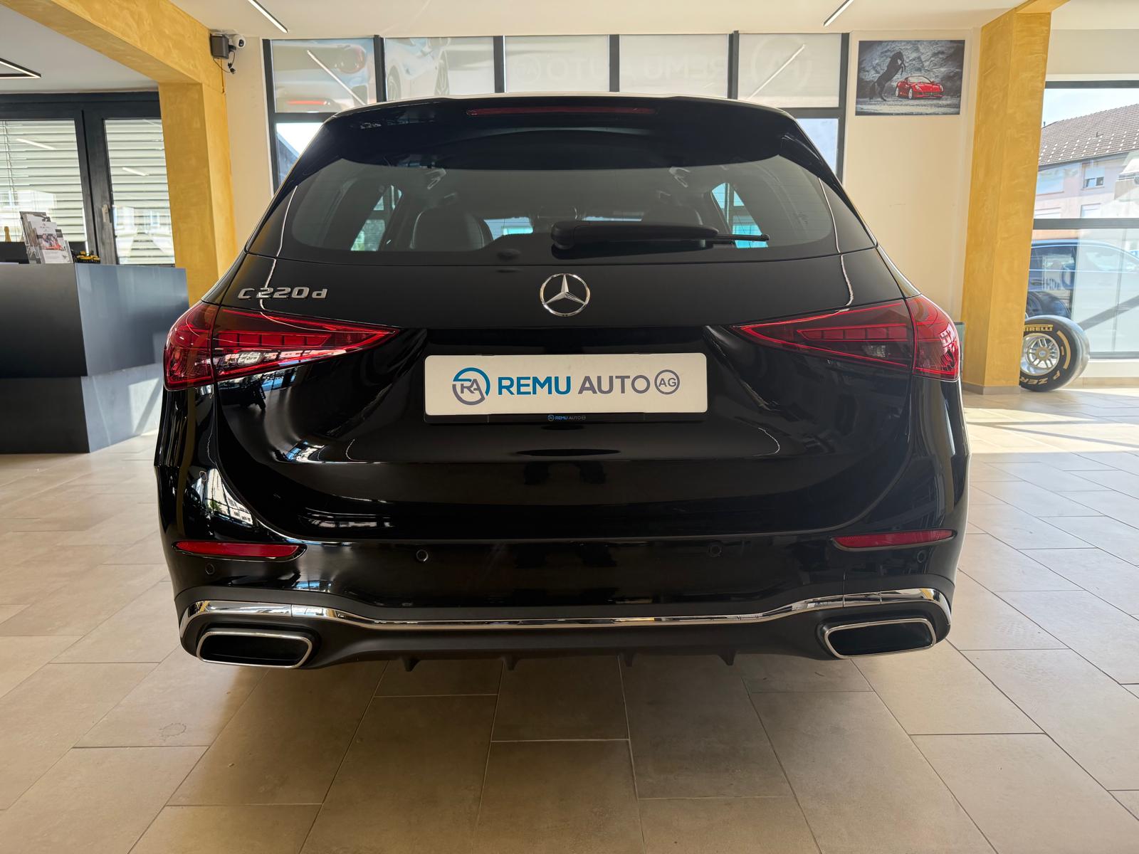 MERCEDES-BENZ C 220 d T AMG Line-showroom-element-3