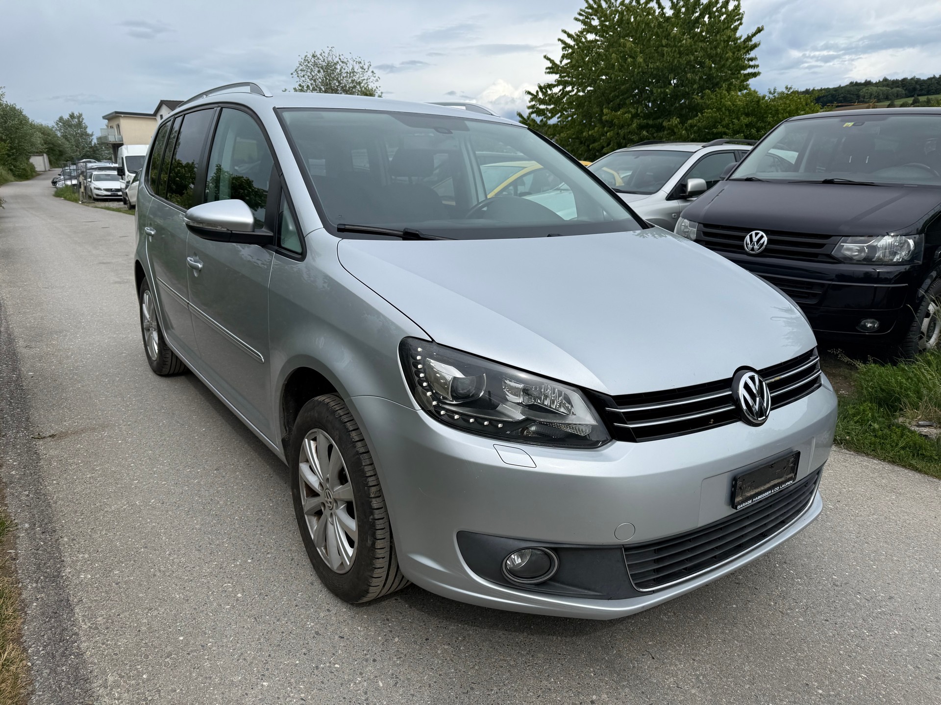 VW Touran 2.0 TDI Highline DSG-image-1