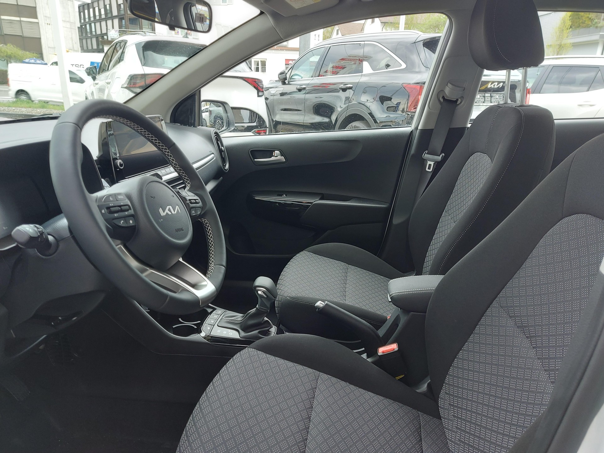 KIA Picanto 1.0 GDi First Edition-image-12