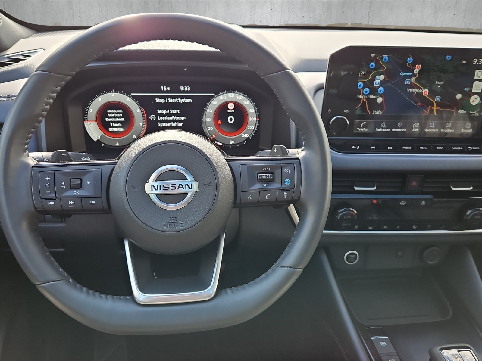 NISSAN Qashqai 1.3 DIG-T Tekna+ 4x4-image-9