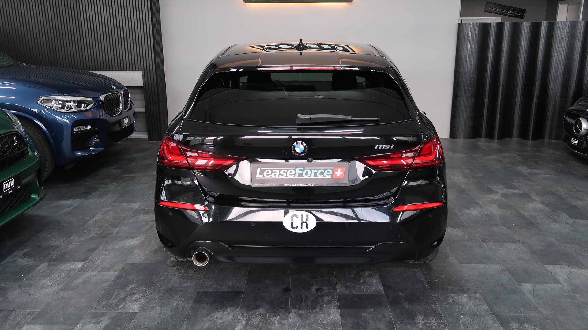 BMW 118i Steptronic / BMW GARANTIE-image-10
