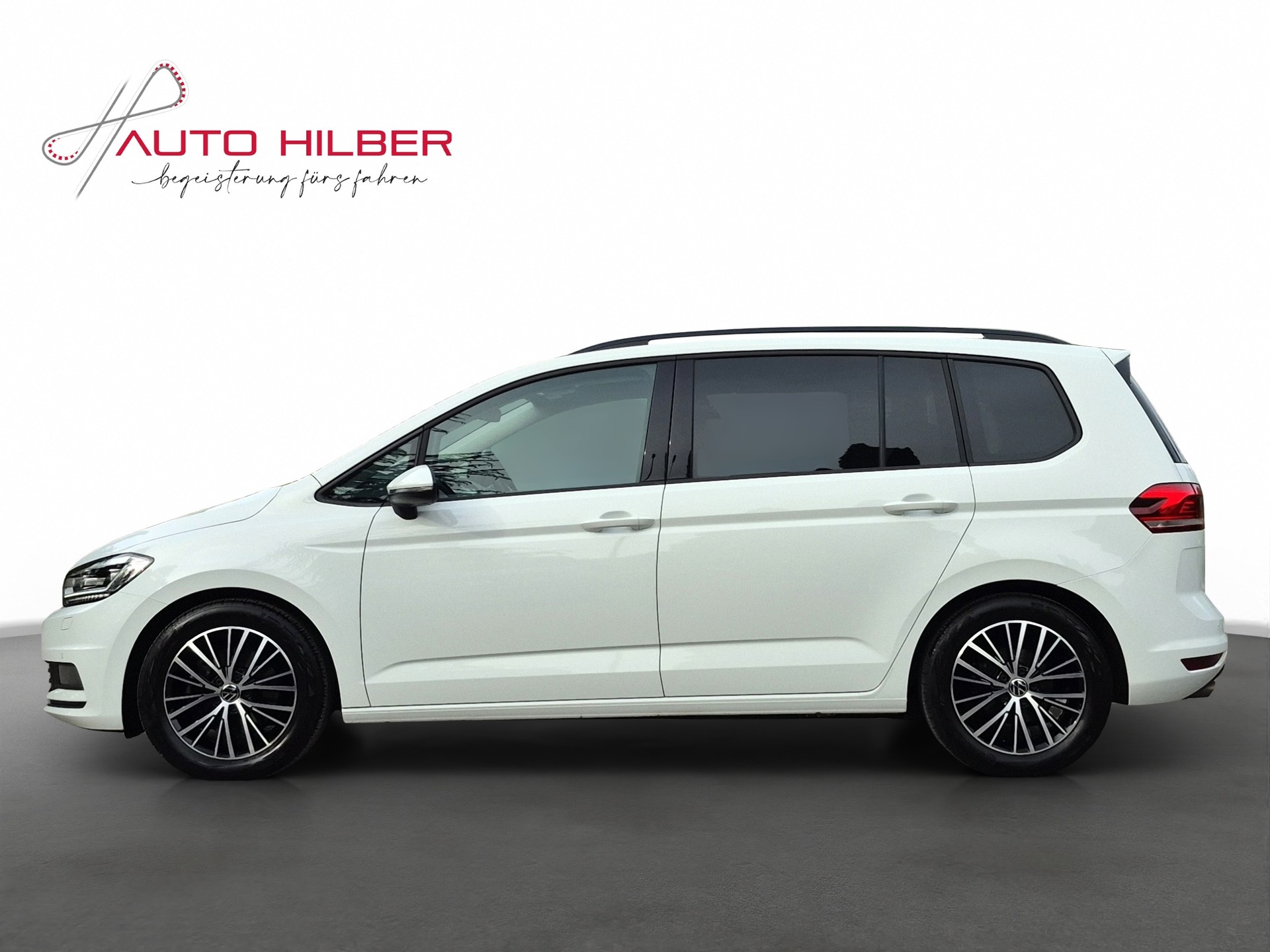 VW Touran 2.0 TDI BlueMotion Technology Comfortline DSG *7-Plätzer, Anhängerkupplung*-image-2