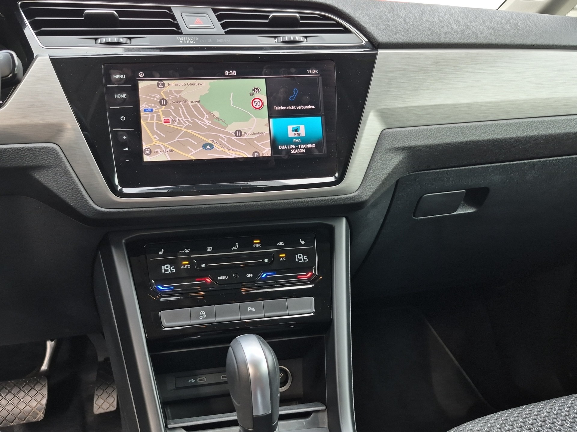 VW Touran 2.0 TDI BlueMotion Technology Comfortline DSG *7-Plätzer, Anhängerkupplung*-image-10