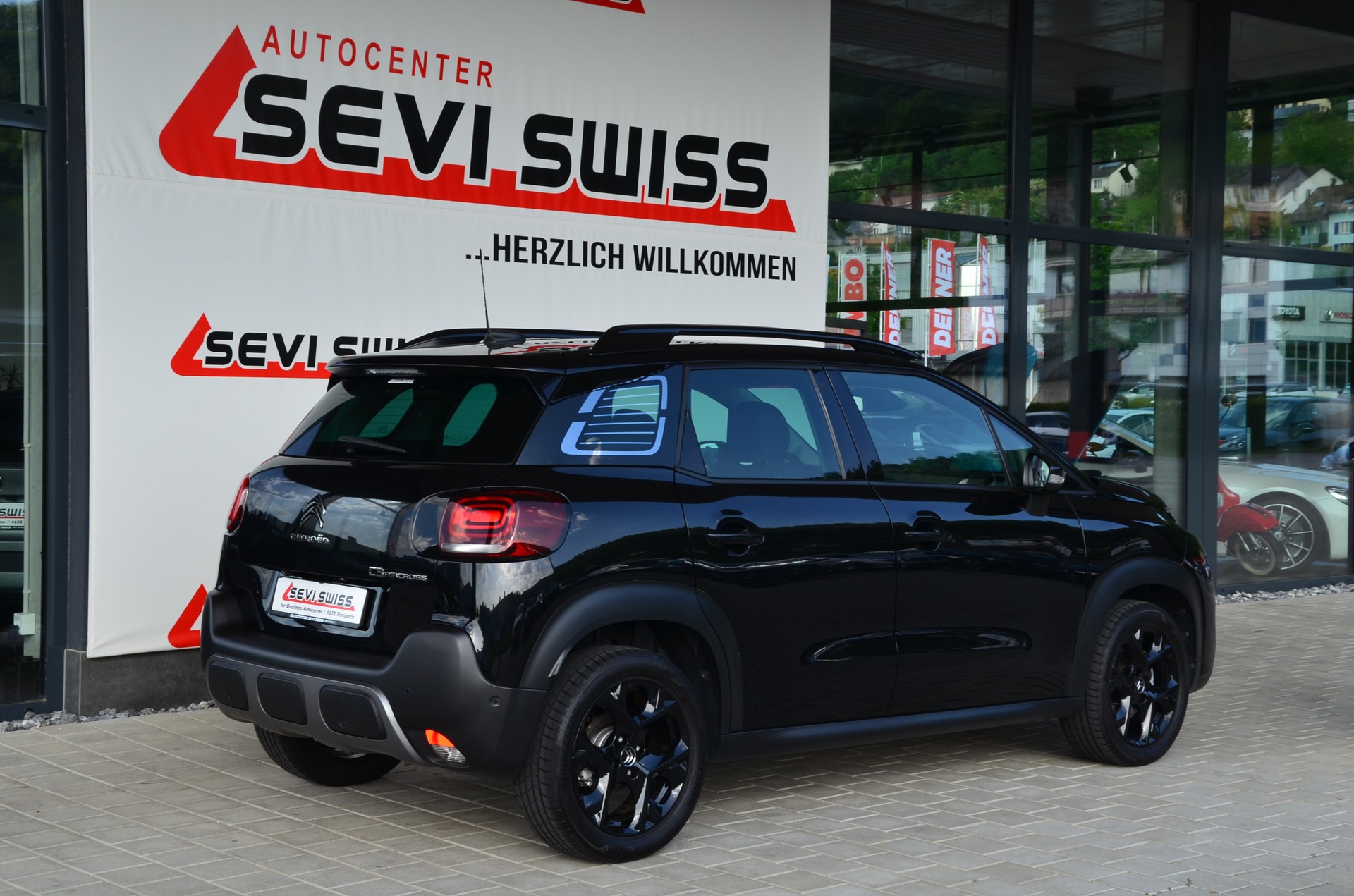 CITROEN C3 Aircross 1.2i PureTech Shine*Frisch ab MFK,1 Jahr oder 20000km Garantie auf Motor und Getriebe*-image-4