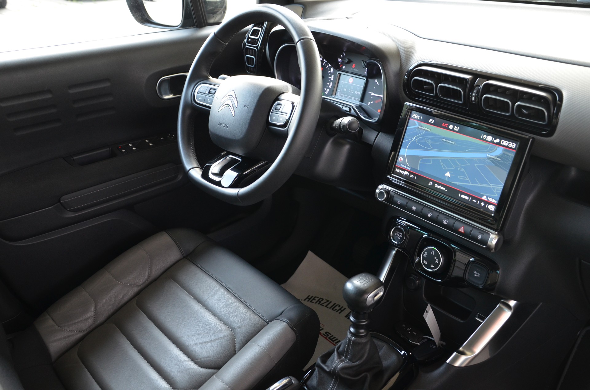 CITROEN C3 Aircross 1.2i PureTech Shine*Frisch ab MFK,1 Jahr oder 20000km Garantie auf Motor und Getriebe*-image-13