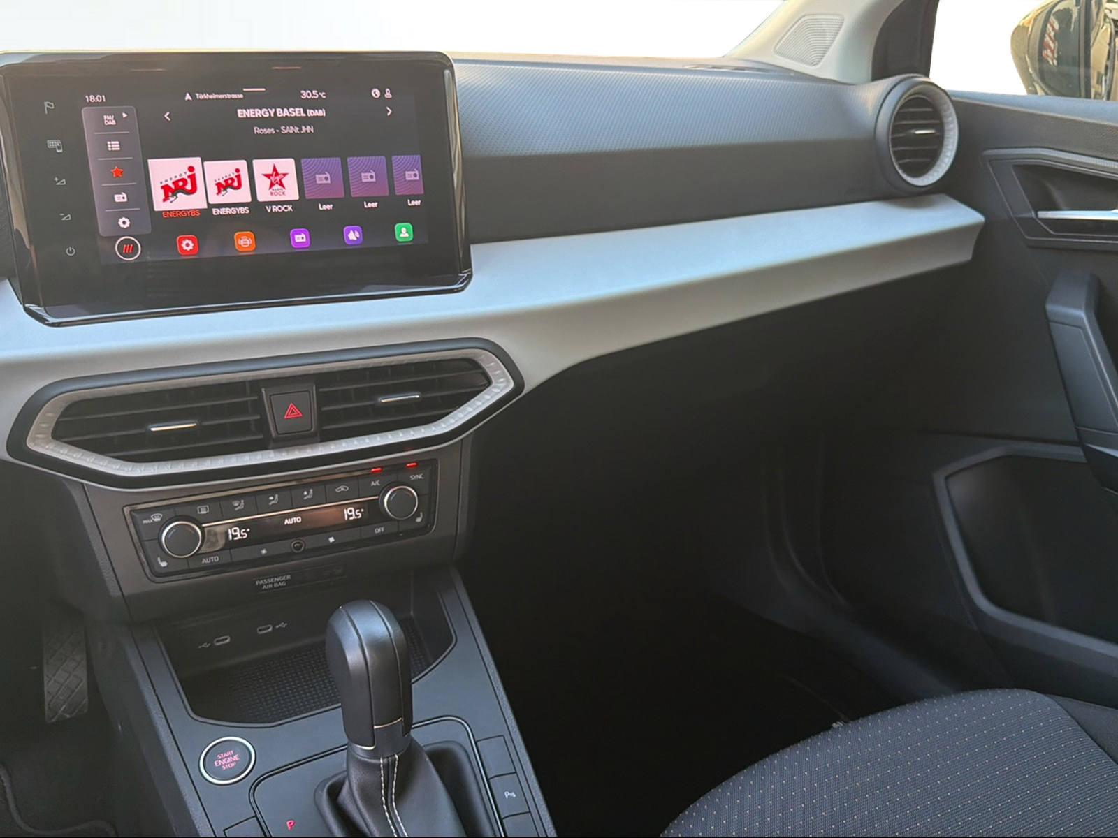 SEAT Ibiza 1.0 TSI 115 Sensacion DSG-image-12