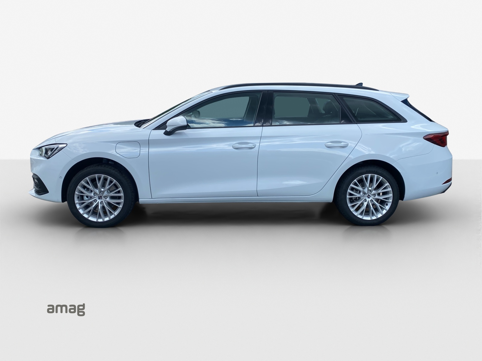 SEAT Leon ST 1.5 eHybrid pHEV DSG FR-showroom-element-1