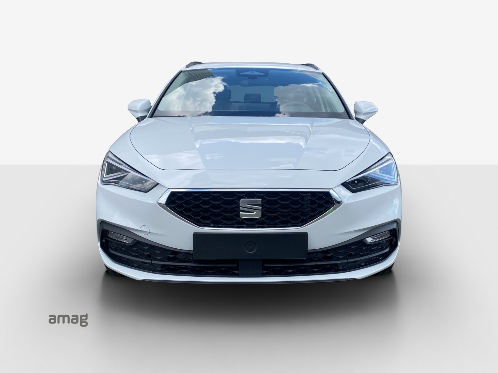 SEAT Leon ST 1.5 eHybrid pHEV DSG FR-image-6