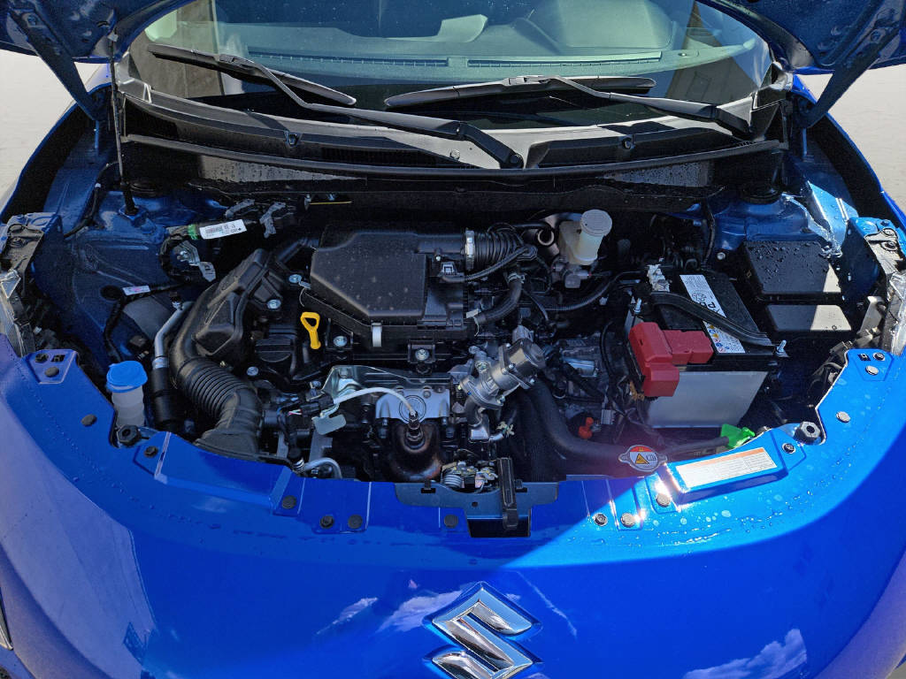 SUZUKI Swift 1.2 Sakura Top Hybrid-image-12