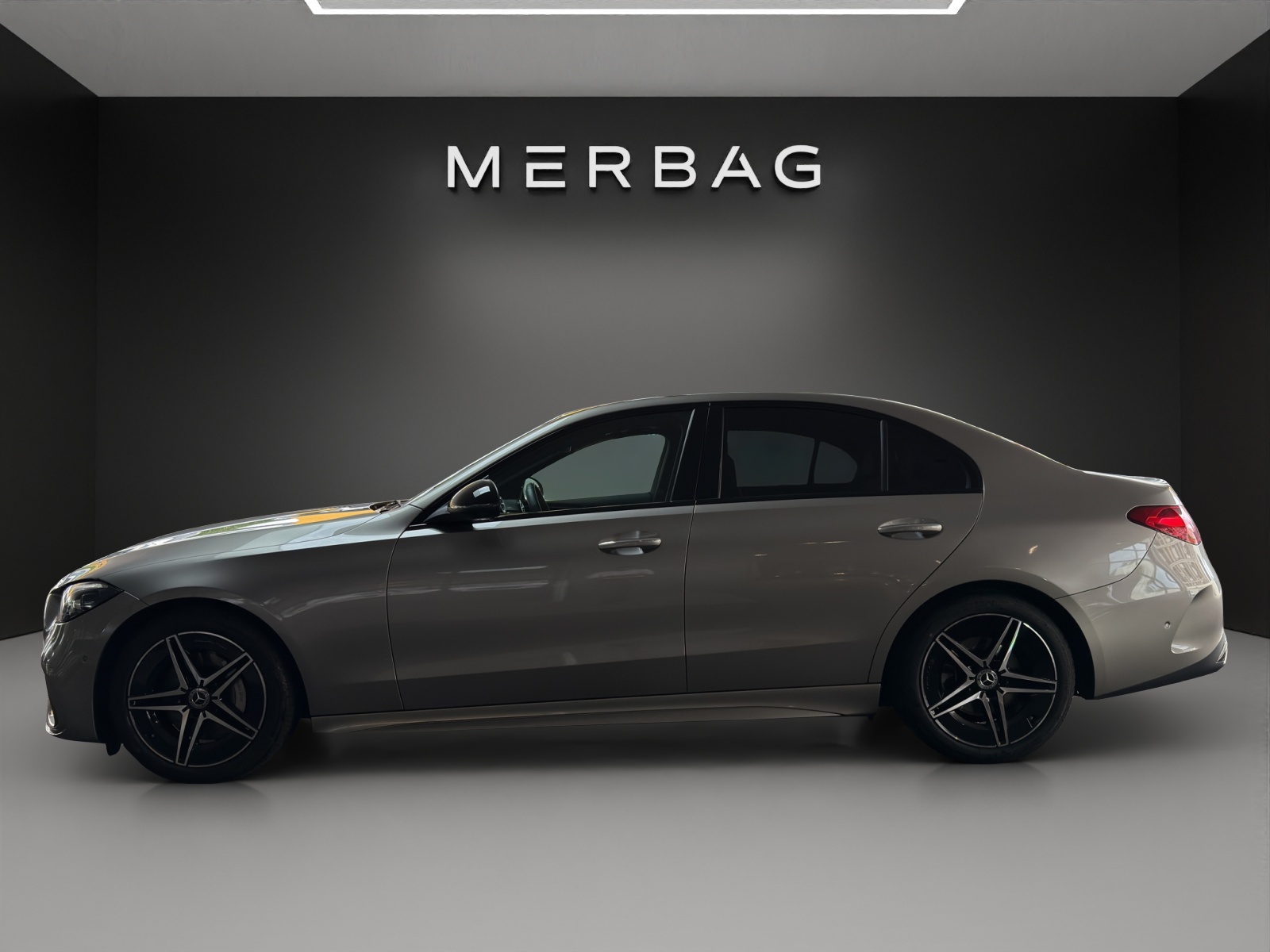 MERCEDES-BENZ C 200 4 Matic-image-4